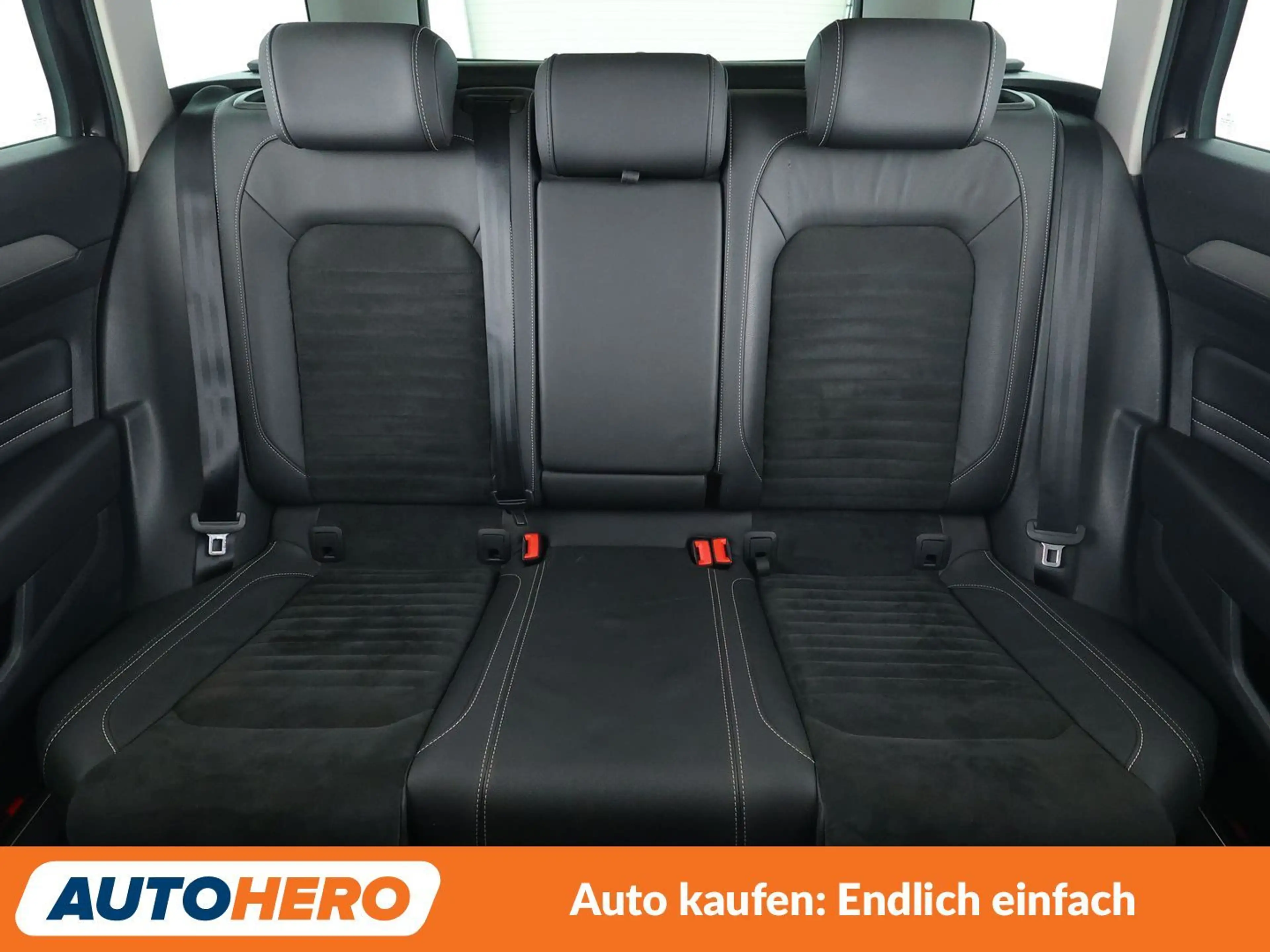 Volkswagen Passat 1.5 TSI ACT Elegance Aut.*NAVI*LED*ACC* — photo 15