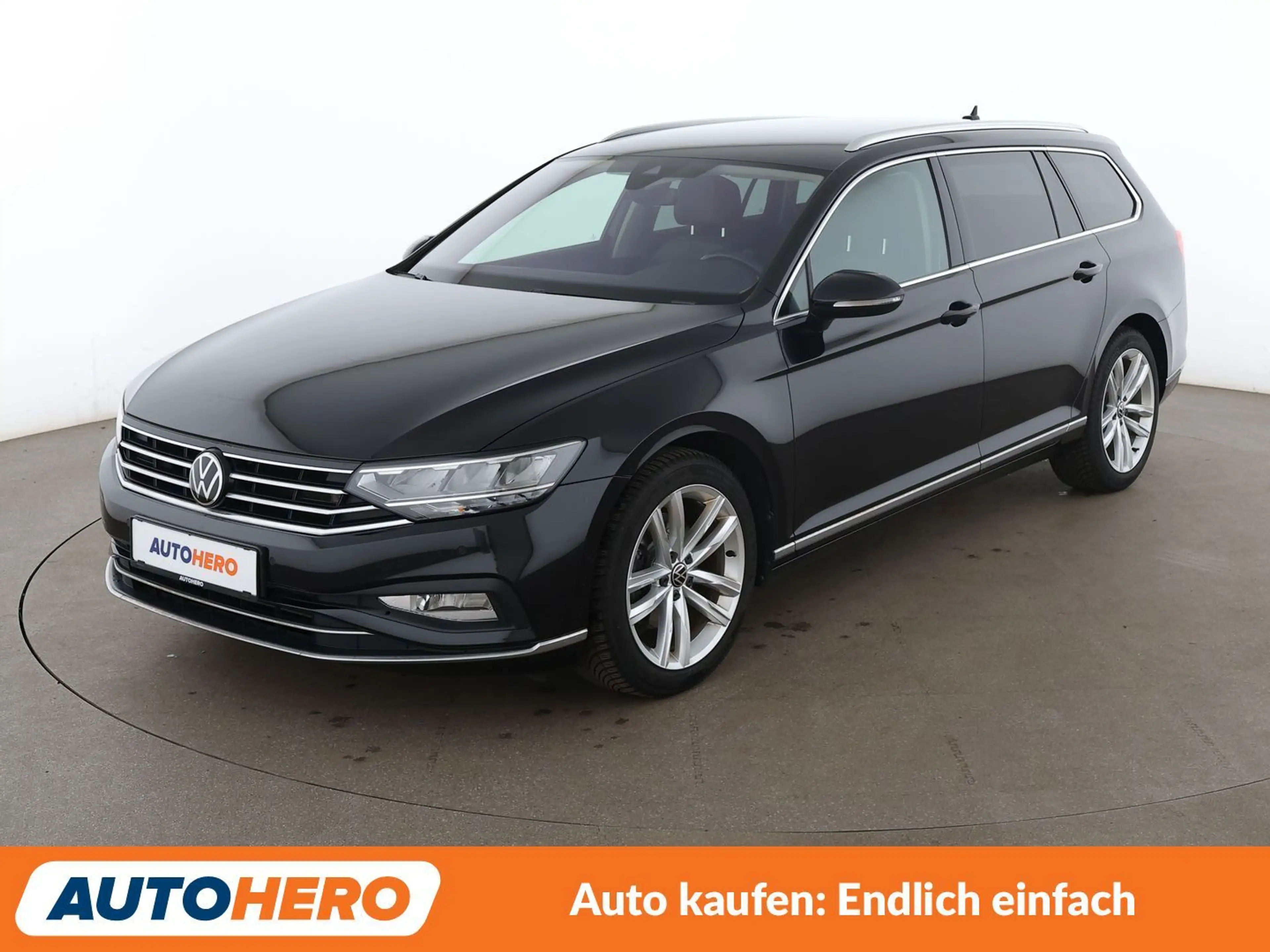 Volkswagen Passat 1.5 TSI ACT Elegance Aut.*NAVI*LED*ACC*