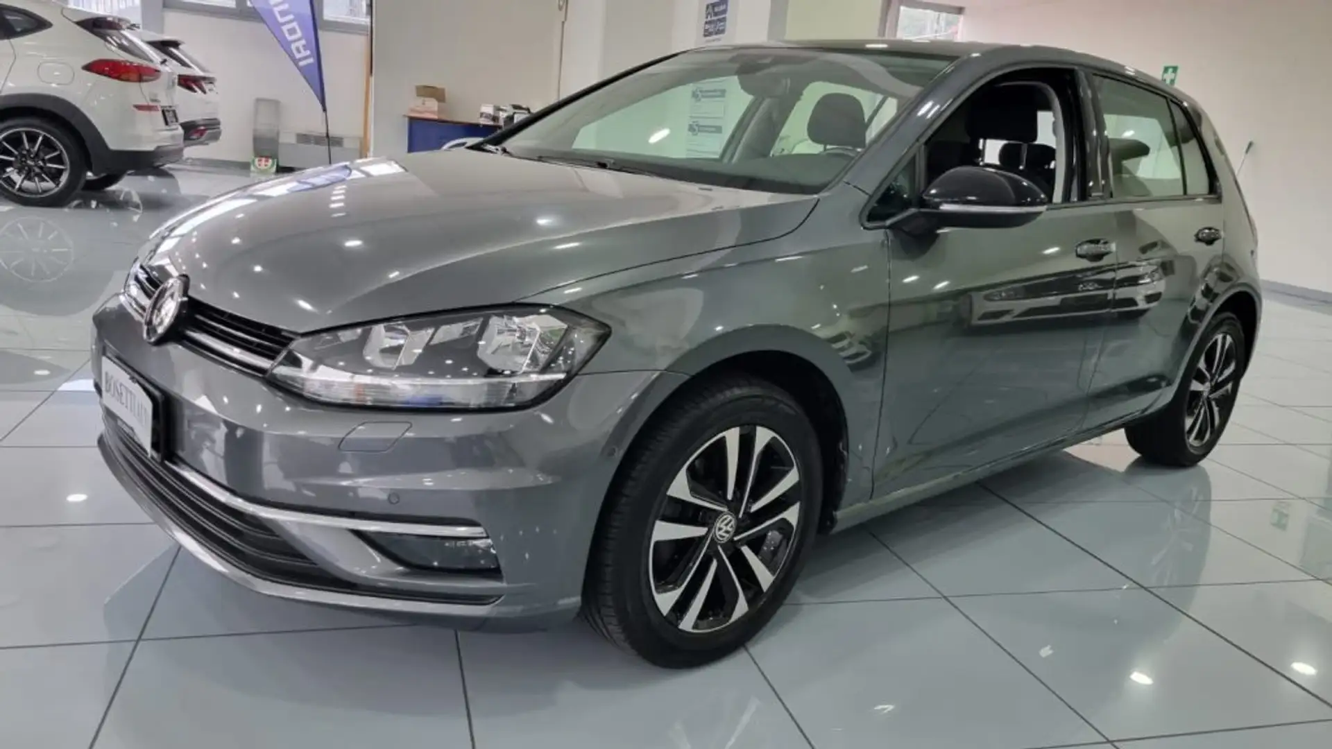 Volkswagen Golf 1.6 TDI 115 CV DSG 5p. IQ DRIVE Grigio - 1