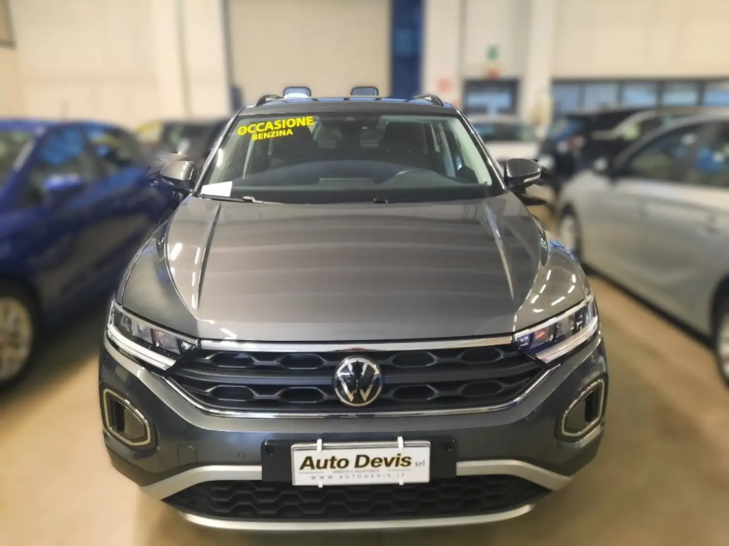Volkswagen T-Roc 1.0 TSI Life Gris - 1