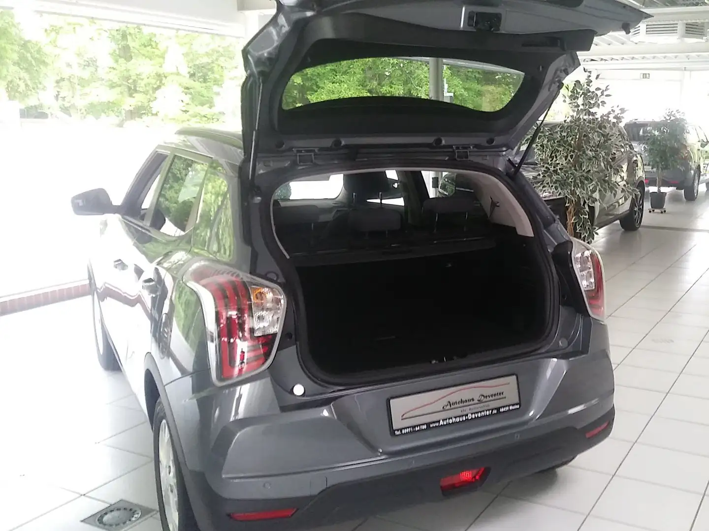 SsangYong Tivoli 1.5 T AUTOMATIK Quartz Szürke - 2