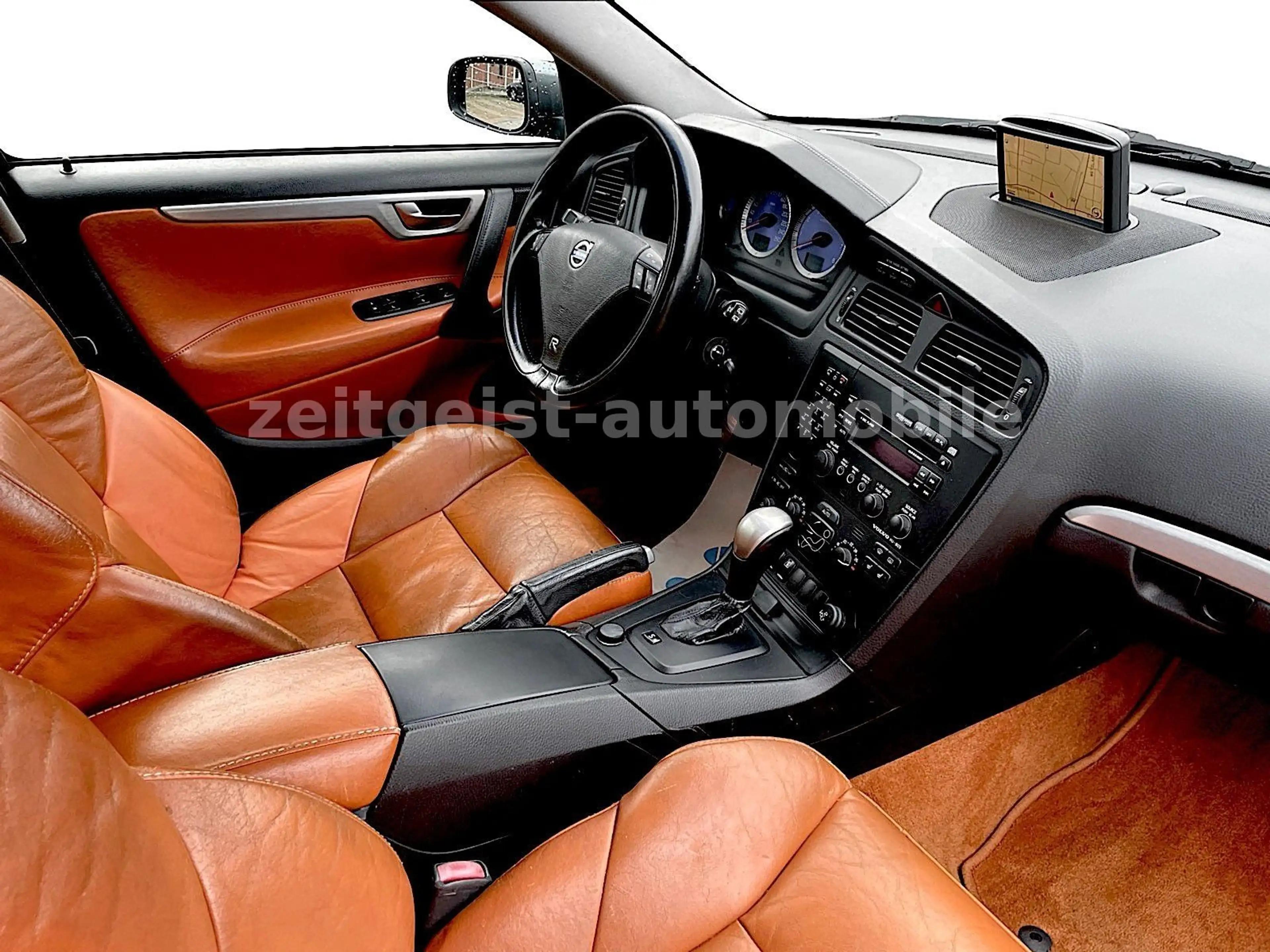 Volvo V70 R AWD*TÜV & SERVICE NEU* — photo 9