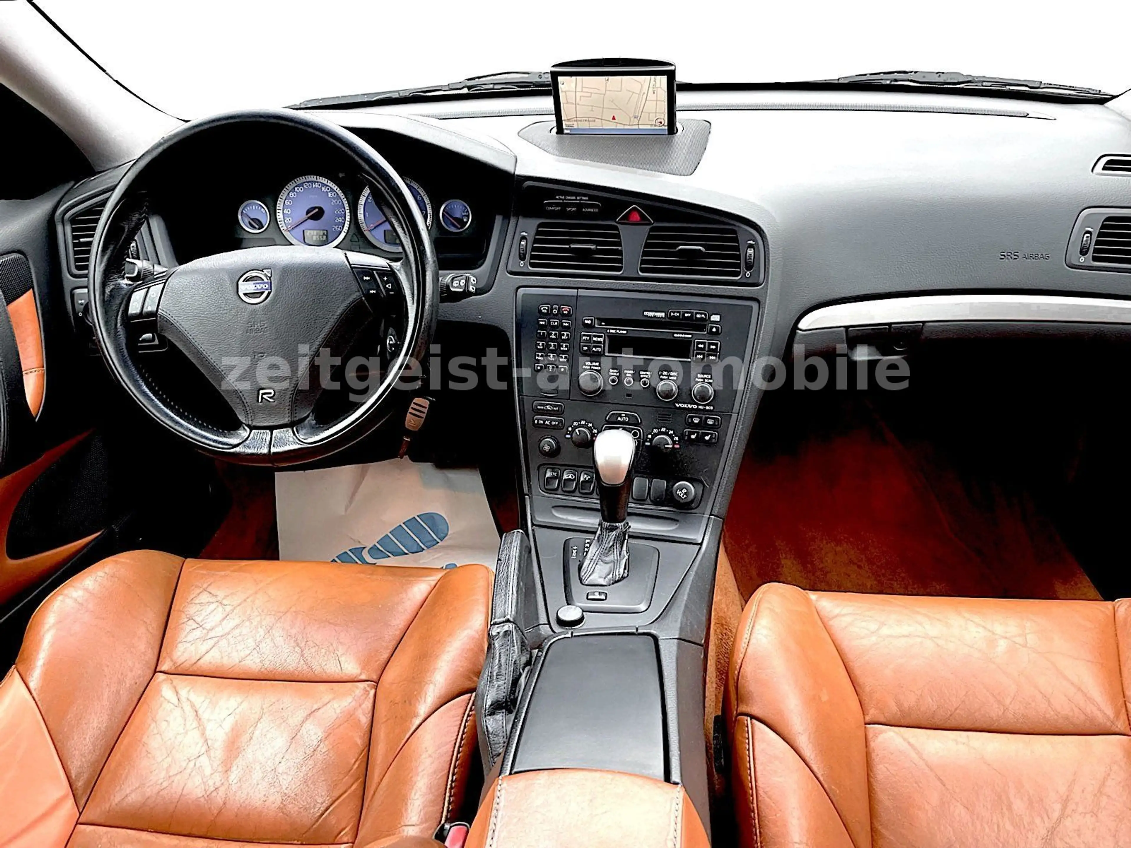 Volvo V70 R AWD*TÜV & SERVICE NEU* — photo 11