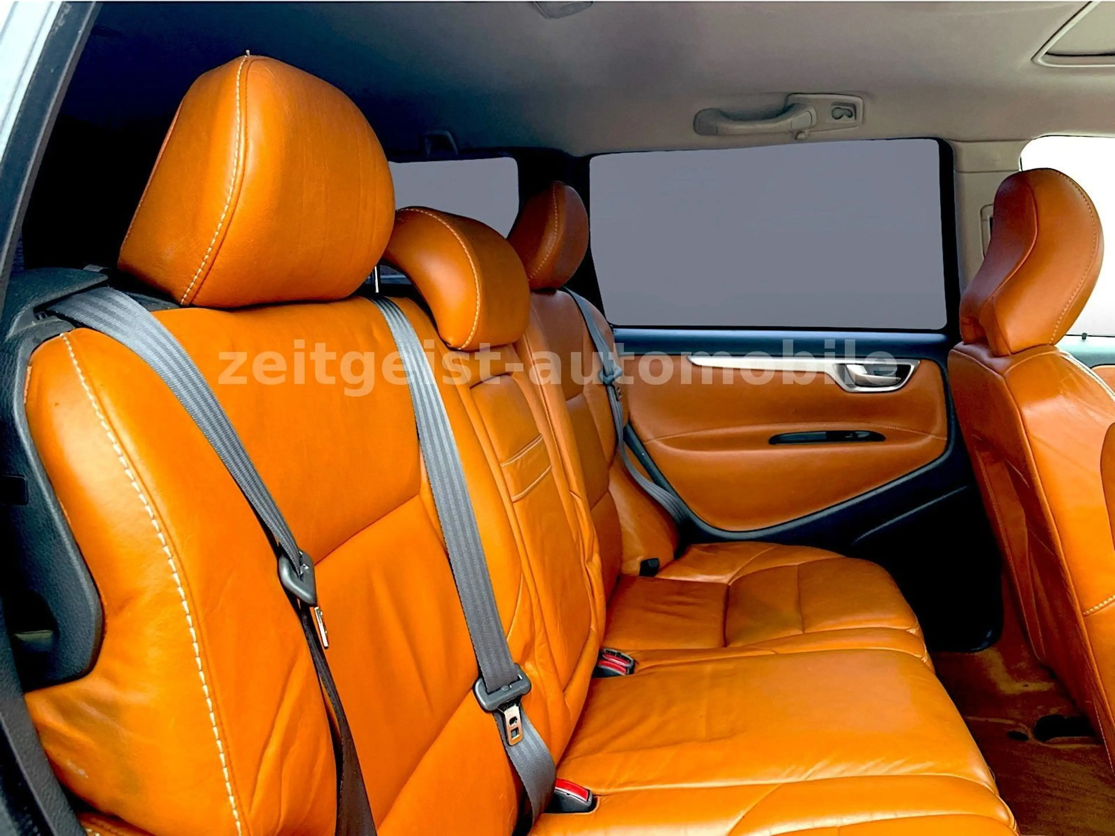 Volvo V70 R AWD*TÜV & SERVICE NEU* — photo 13