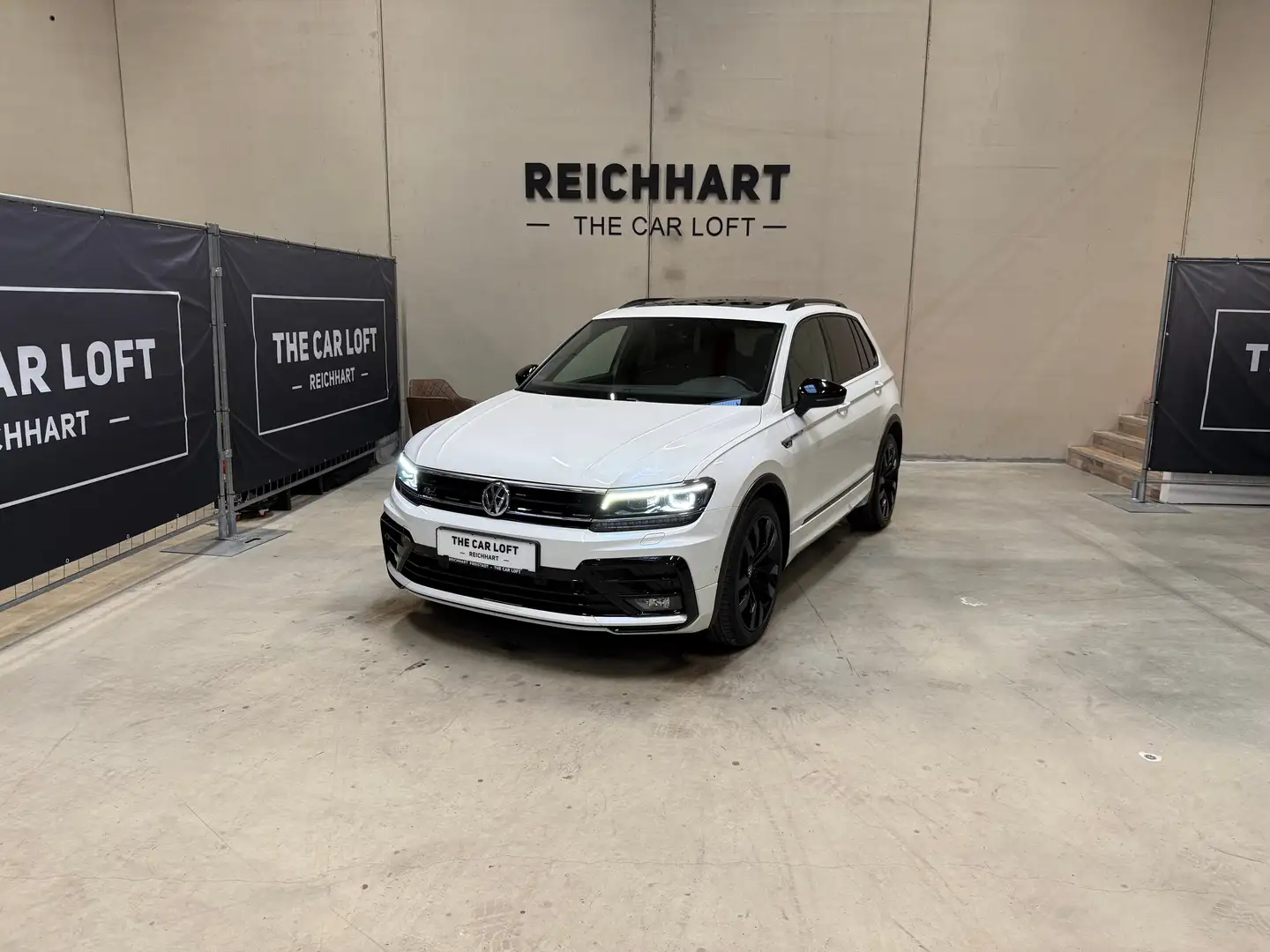 Volkswagen Tiguan Sky R-LINE TSI DSG AHK Weiß - 1