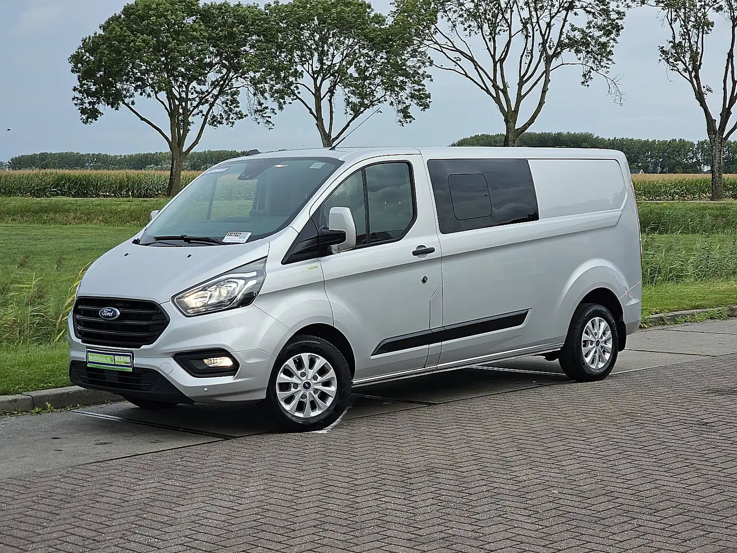Ford Transit 2.0 L2H1 Dub.-Cab. Zilver - 2