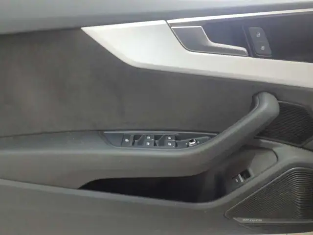 Audi A5 view 4