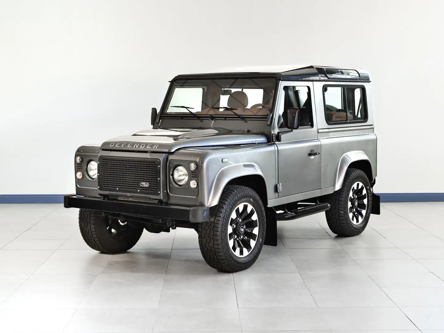 Land Rover Defender Defender 90 2.2 td SE SW Gris - 1