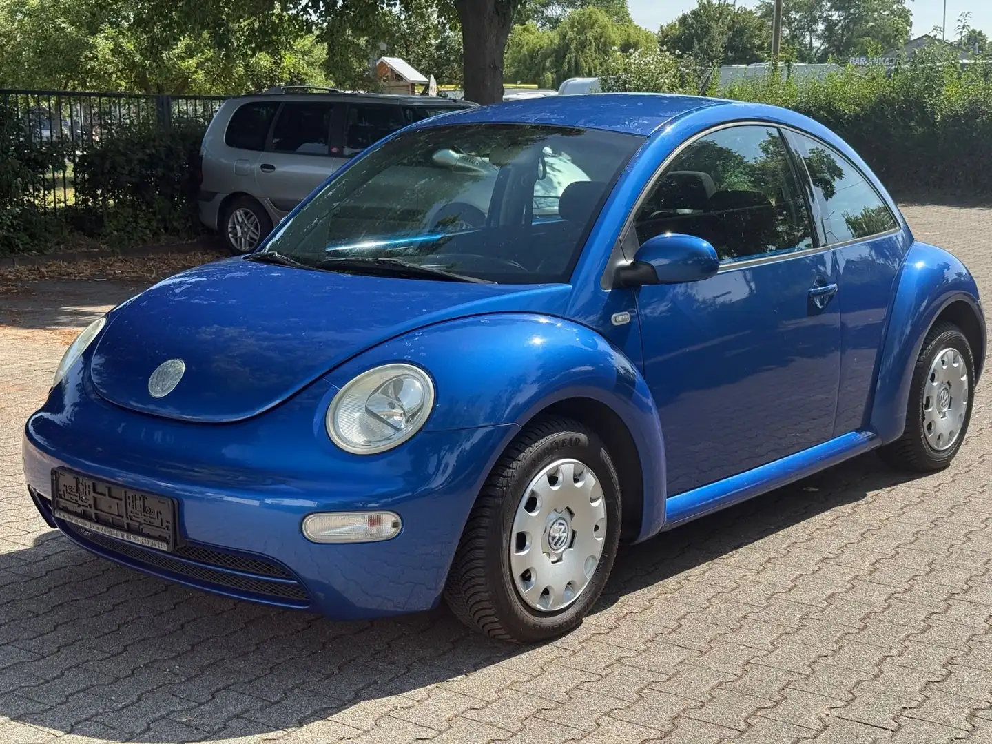 Volkswagen New Beetle Lim. 1.6*KLIMA*TOP ANGEBOT*AUS 3.HD* Blauw - 1