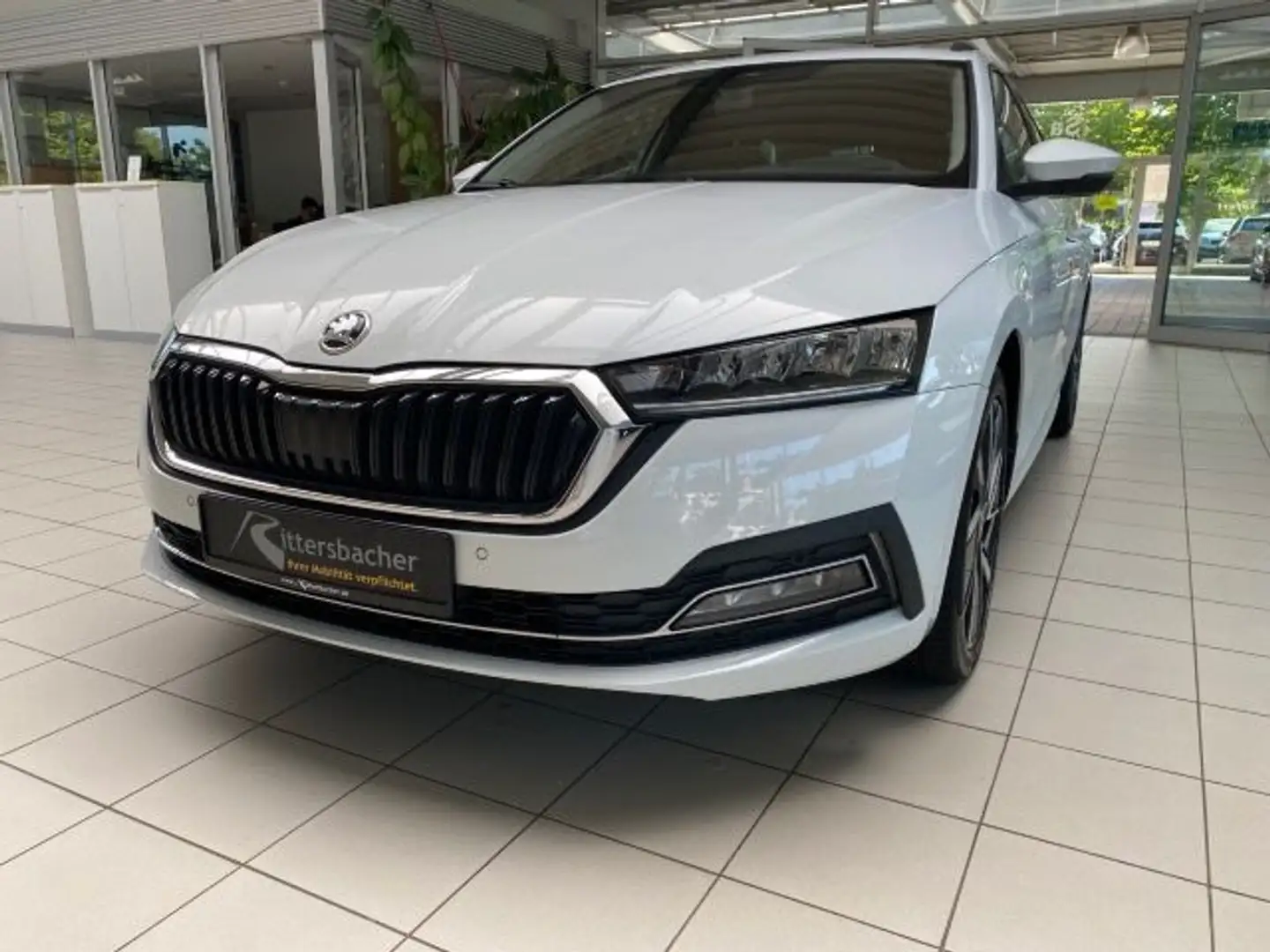 Skoda Octavia Combi Style 1.4 TSI Hybrid Navi Kamera Weiß - 2