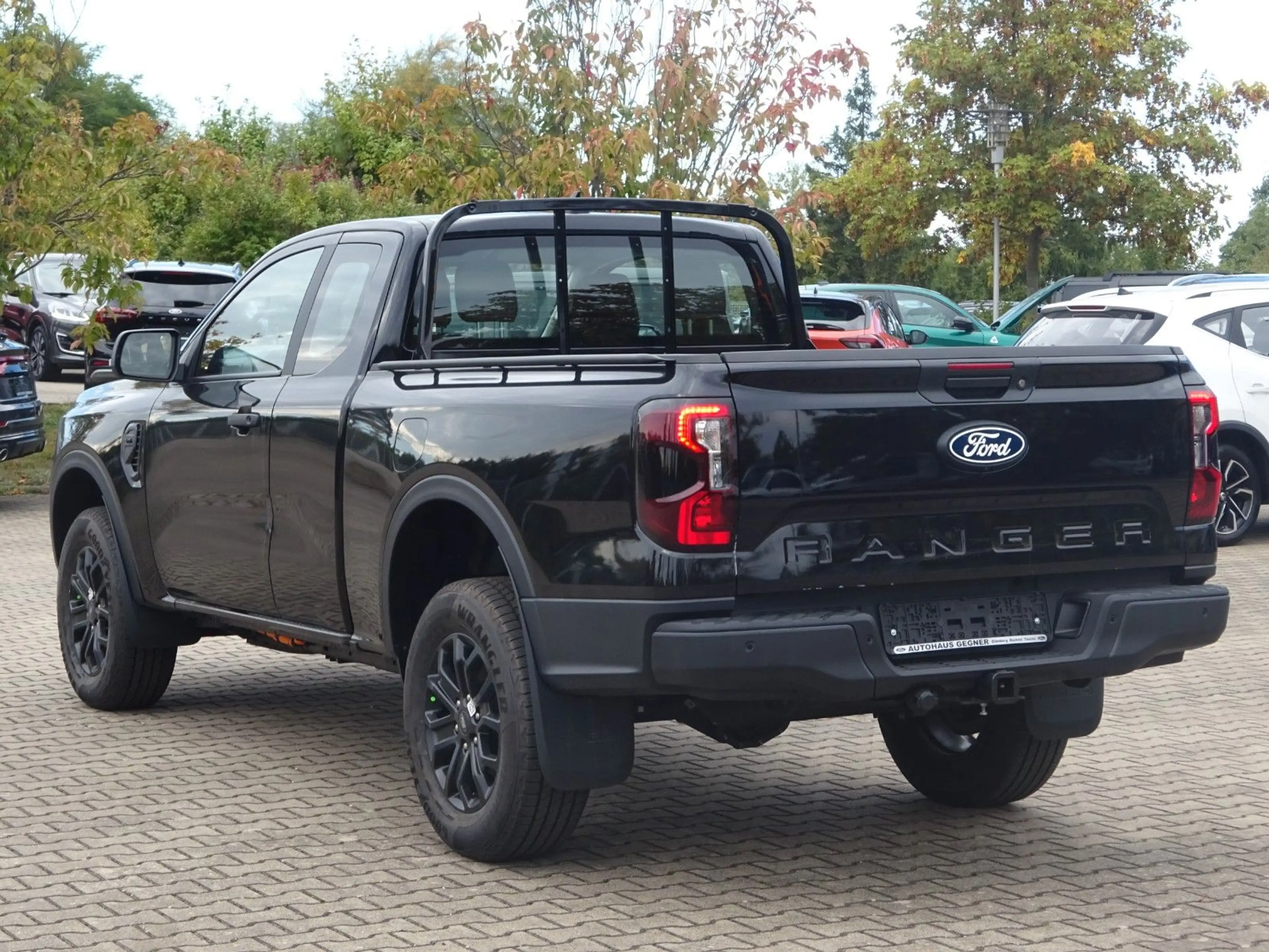 Ford Ranger XLT Extrakab 4x4 V6 Aut. AHK WiPa ACC — photo 4
