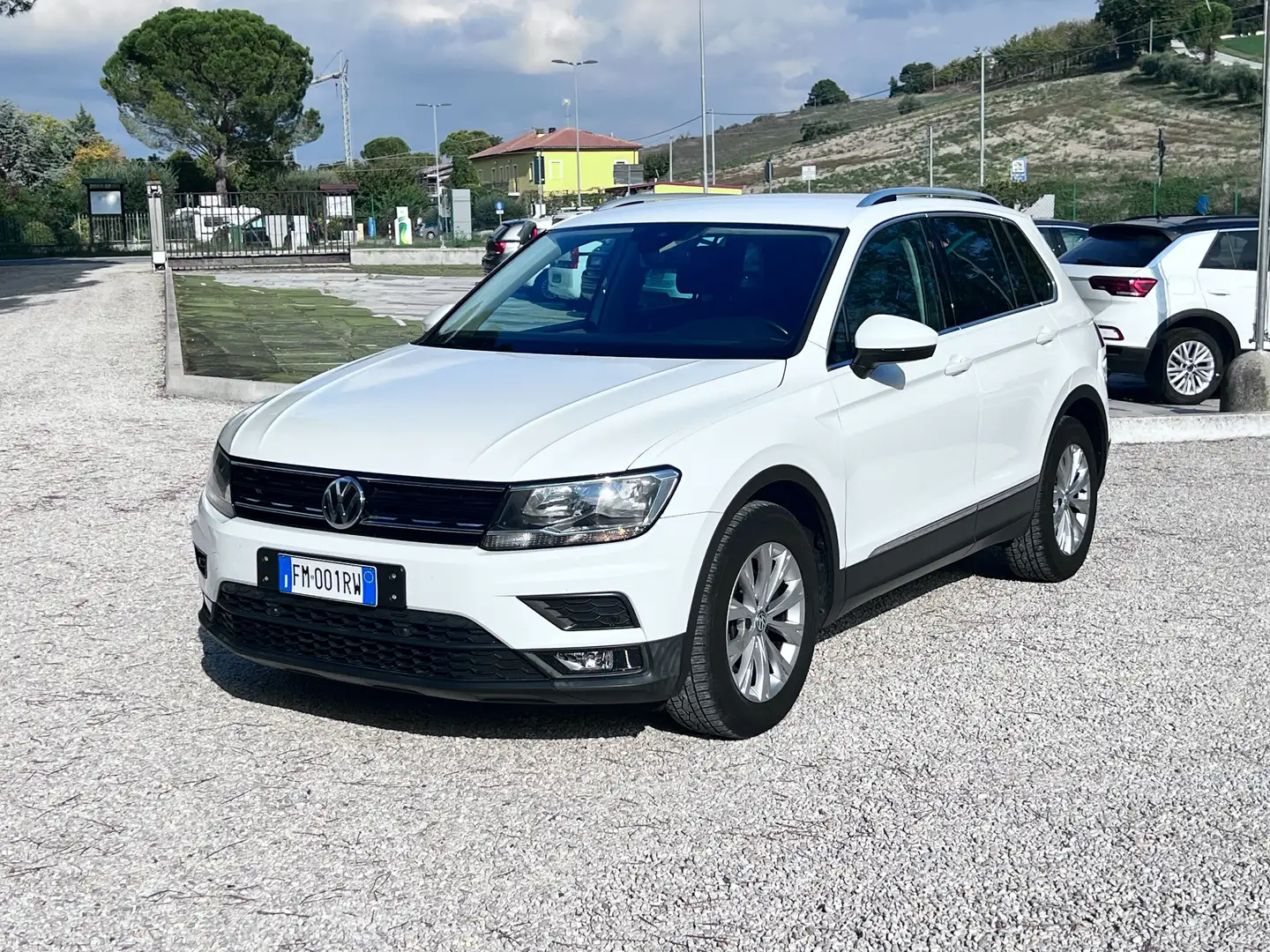 Volkswagen Tiguan Tiguan II 2016 1.6 tdi Style 115cv Bianco - 1
