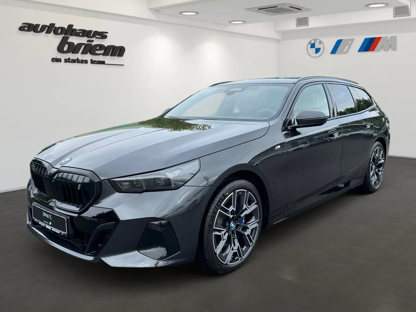BMW i5 eDrive40 Touring, M Sport, JAHRES-ABVERKAUF Szürke - 1