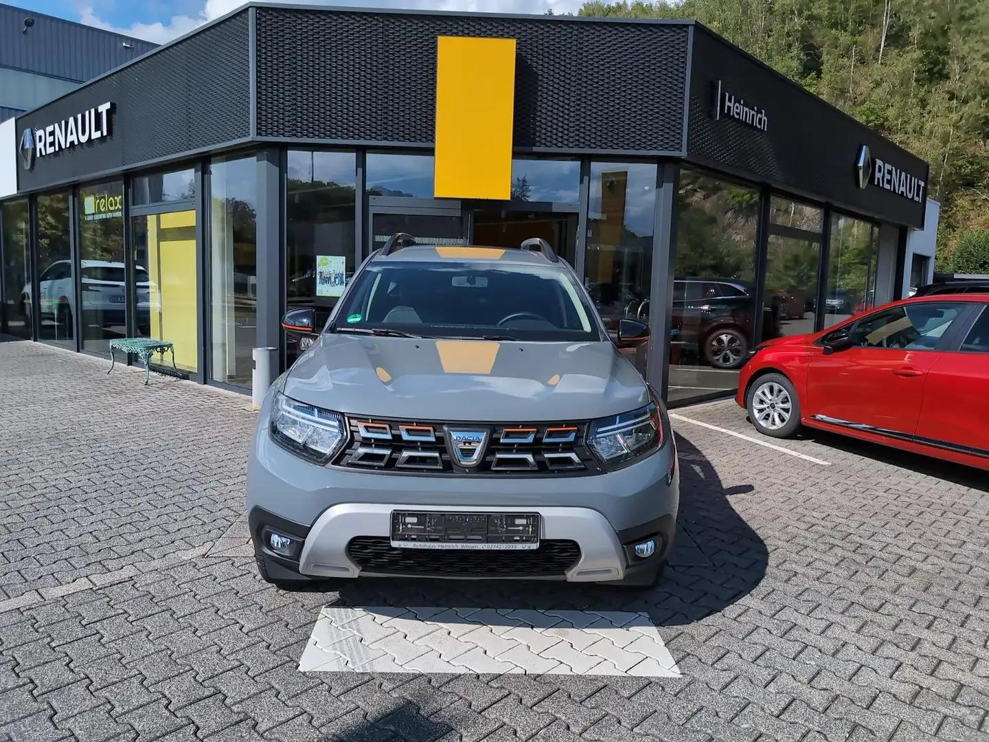Renault Duster Sondermodell Extreme 4x4 Kamera AHK Gris - 1