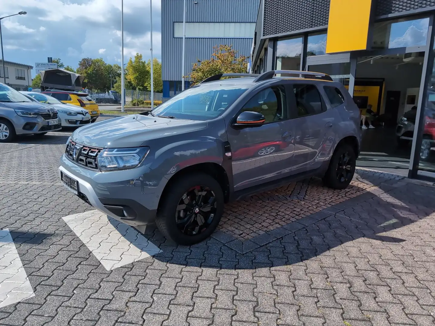 Renault Duster Sondermodell Extreme 4x4 Kamera AHK Gris - 2