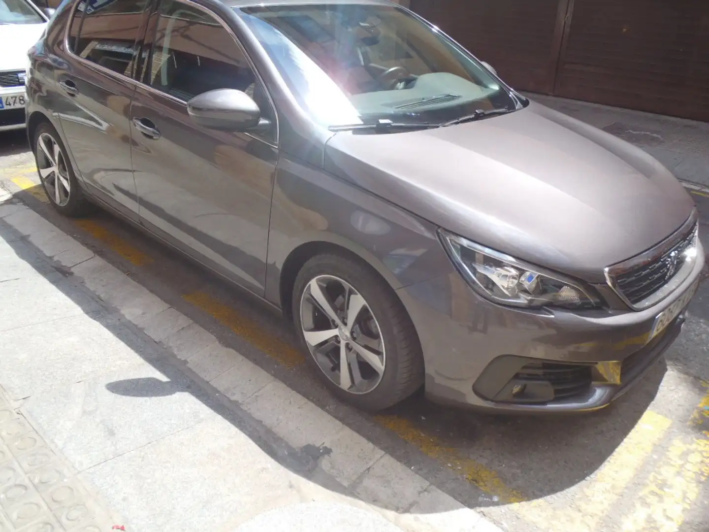 Peugeot 308 308 1.2 PureTech S Gris - 1