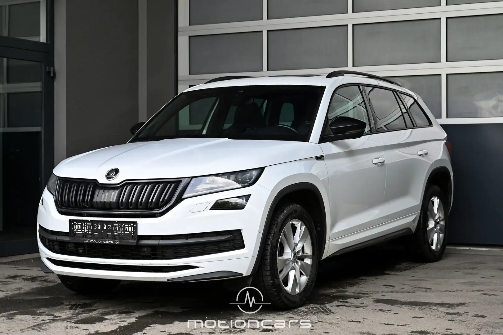 Skoda Kodiaq 2.0 TDI Sportline 4x4 Weiß - 1