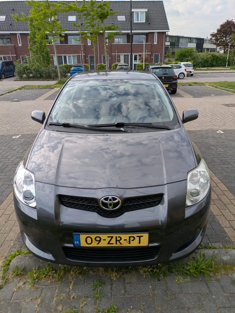 Toyota Auris 1.4 VVT-i Team - 1