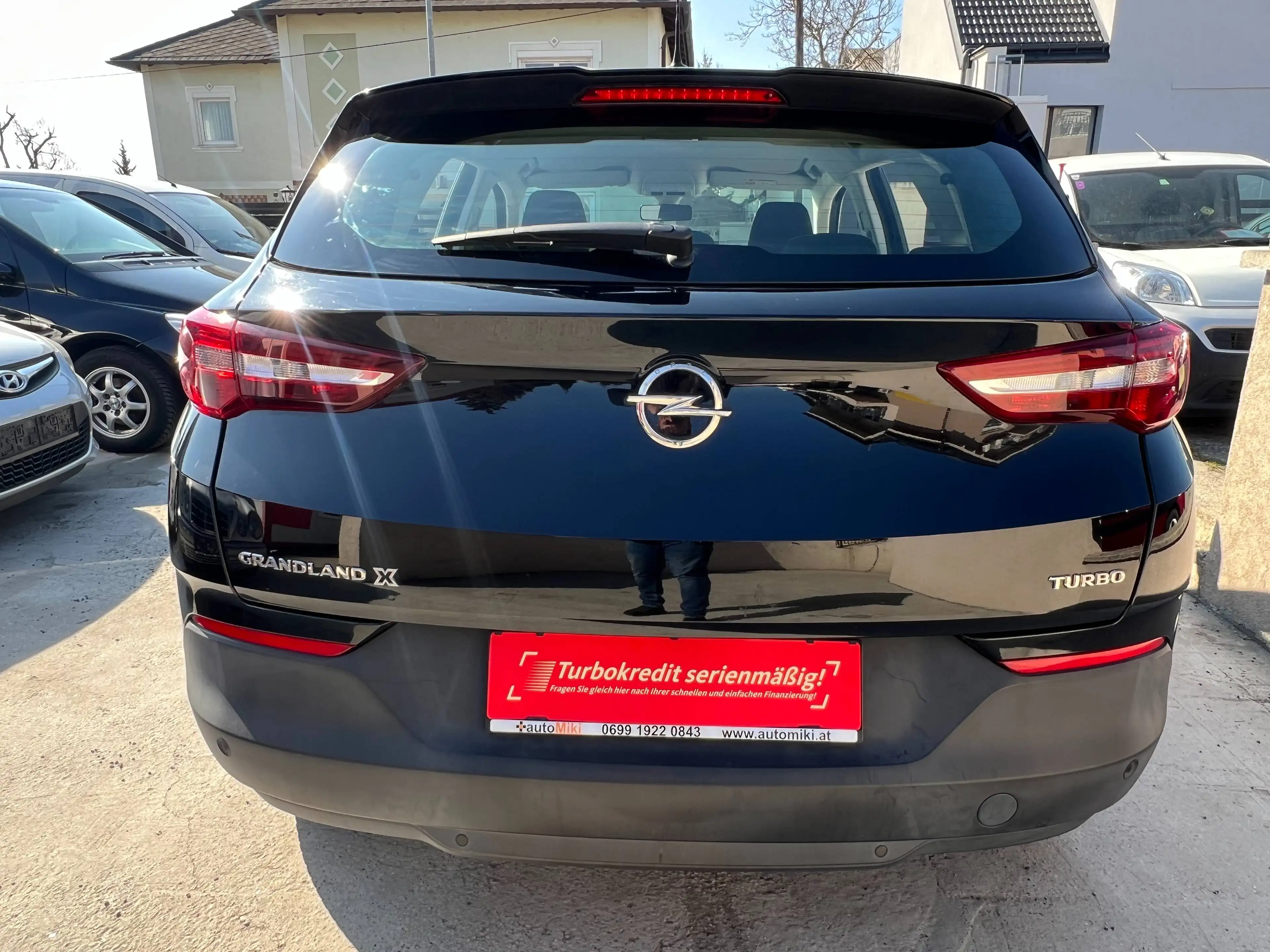 Opel Grandland X 1,2 Turbo Design Line — photo 6