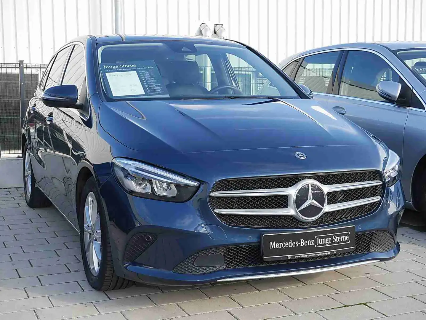 Mercedes-Benz B 200 +Progressive+Ambiente+LED+Panorama+Kamera+ Blau - 2