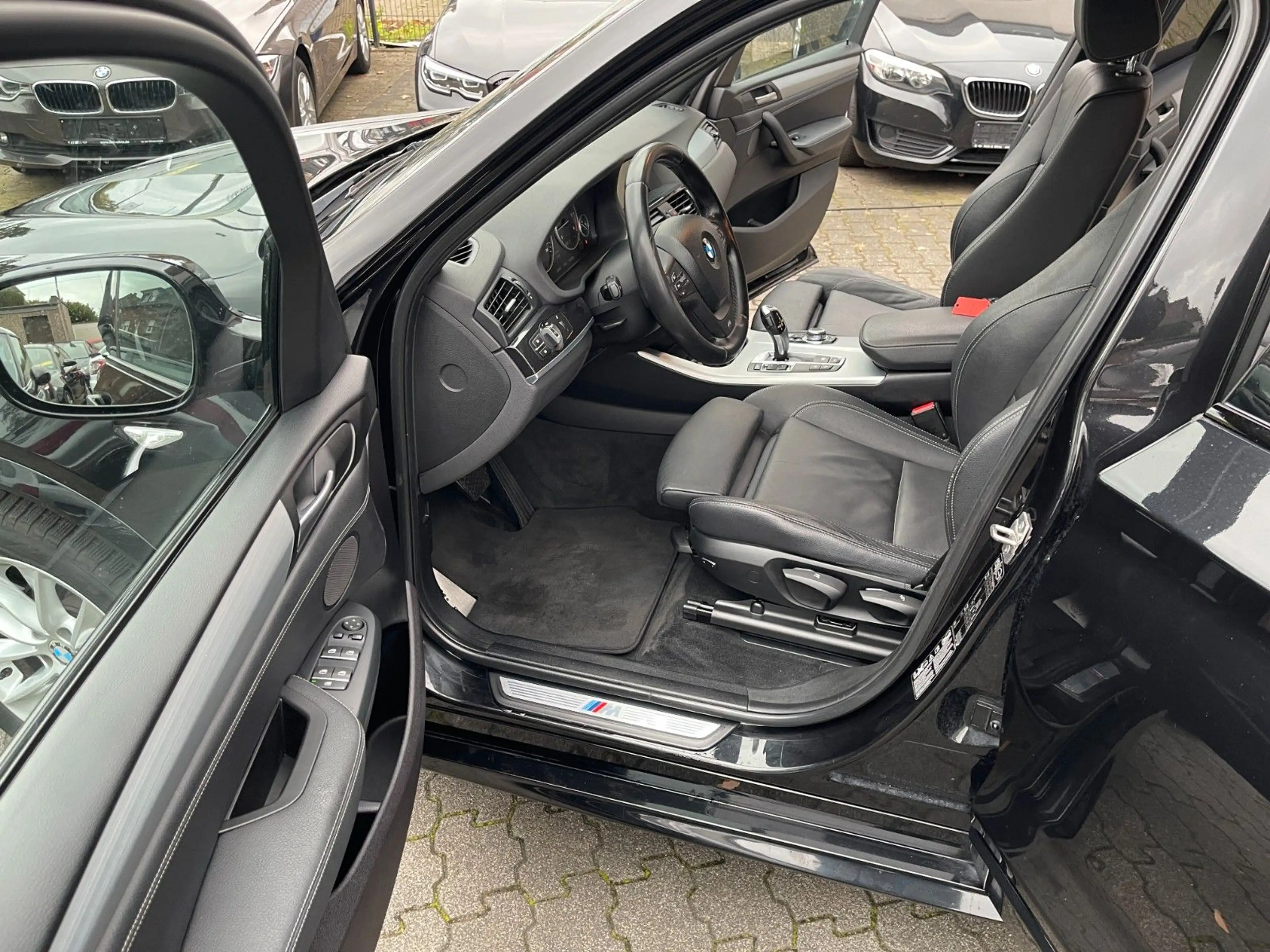 BMW X3 xDrive 20 d M Sport M Aerodynamik M Lenkrad — photo 7