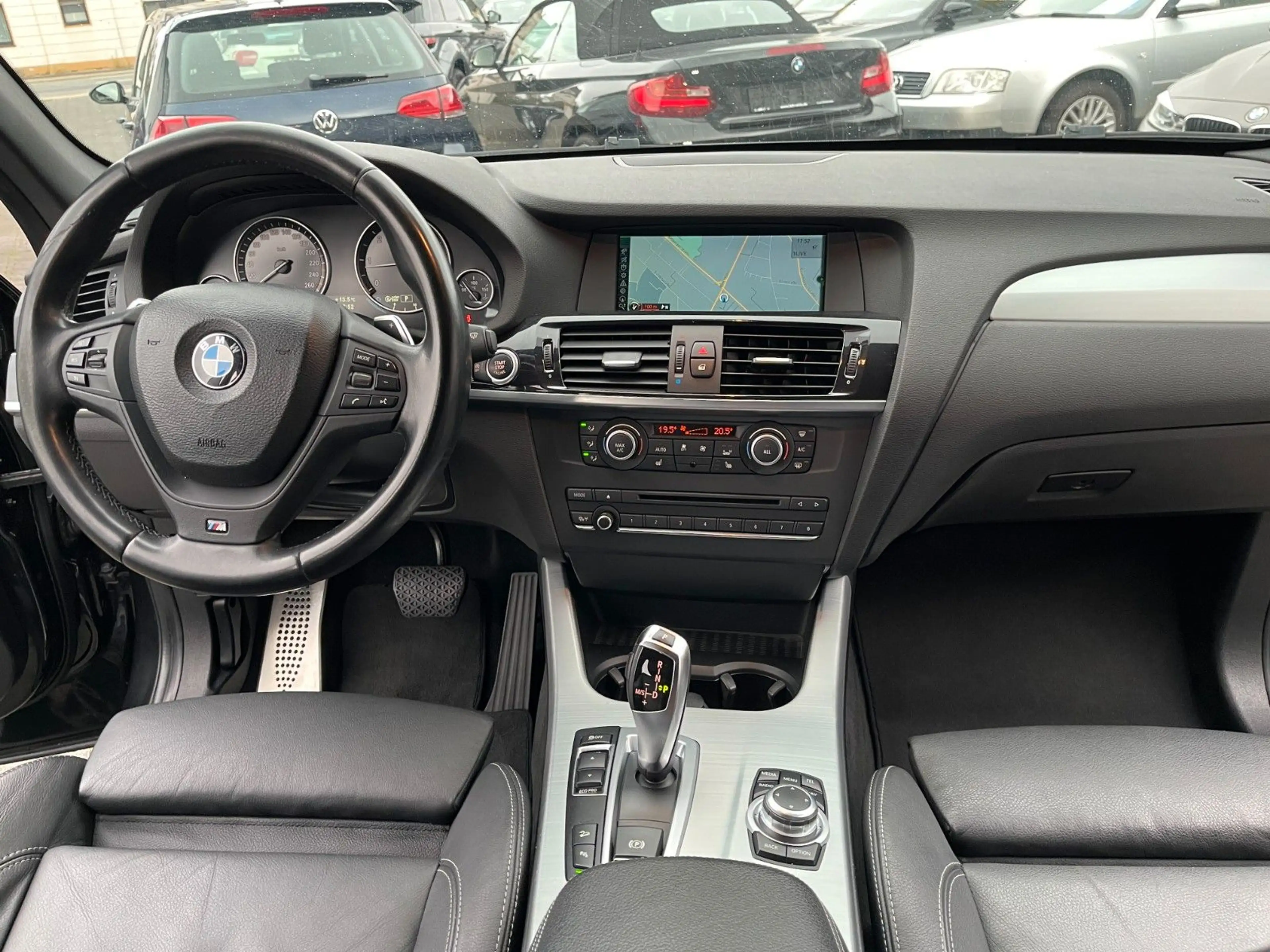 BMW X3 xDrive 20 d M Sport M Aerodynamik M Lenkrad — photo 3