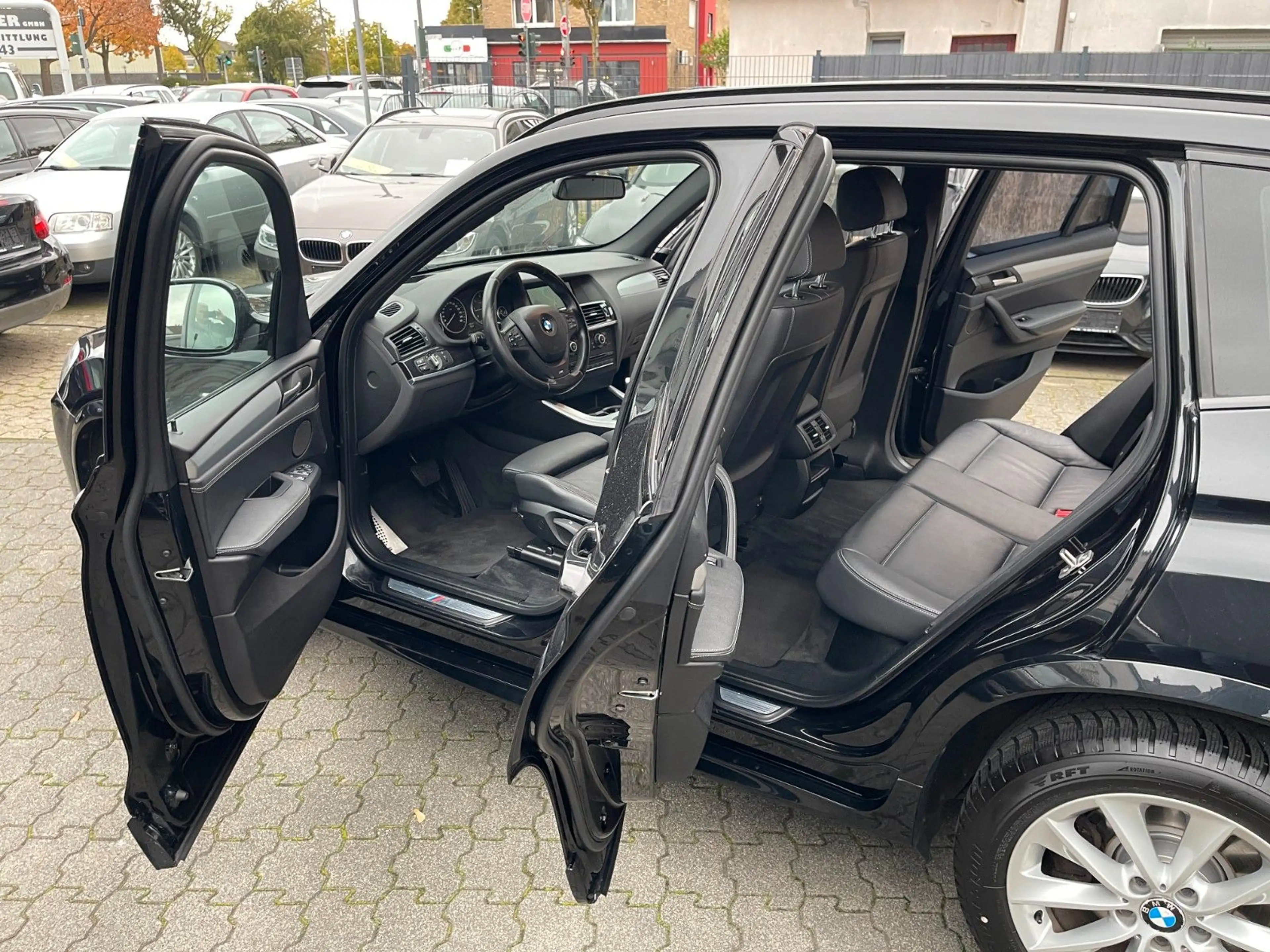 BMW X3 xDrive 20 d M Sport M Aerodynamik M Lenkrad — photo 6