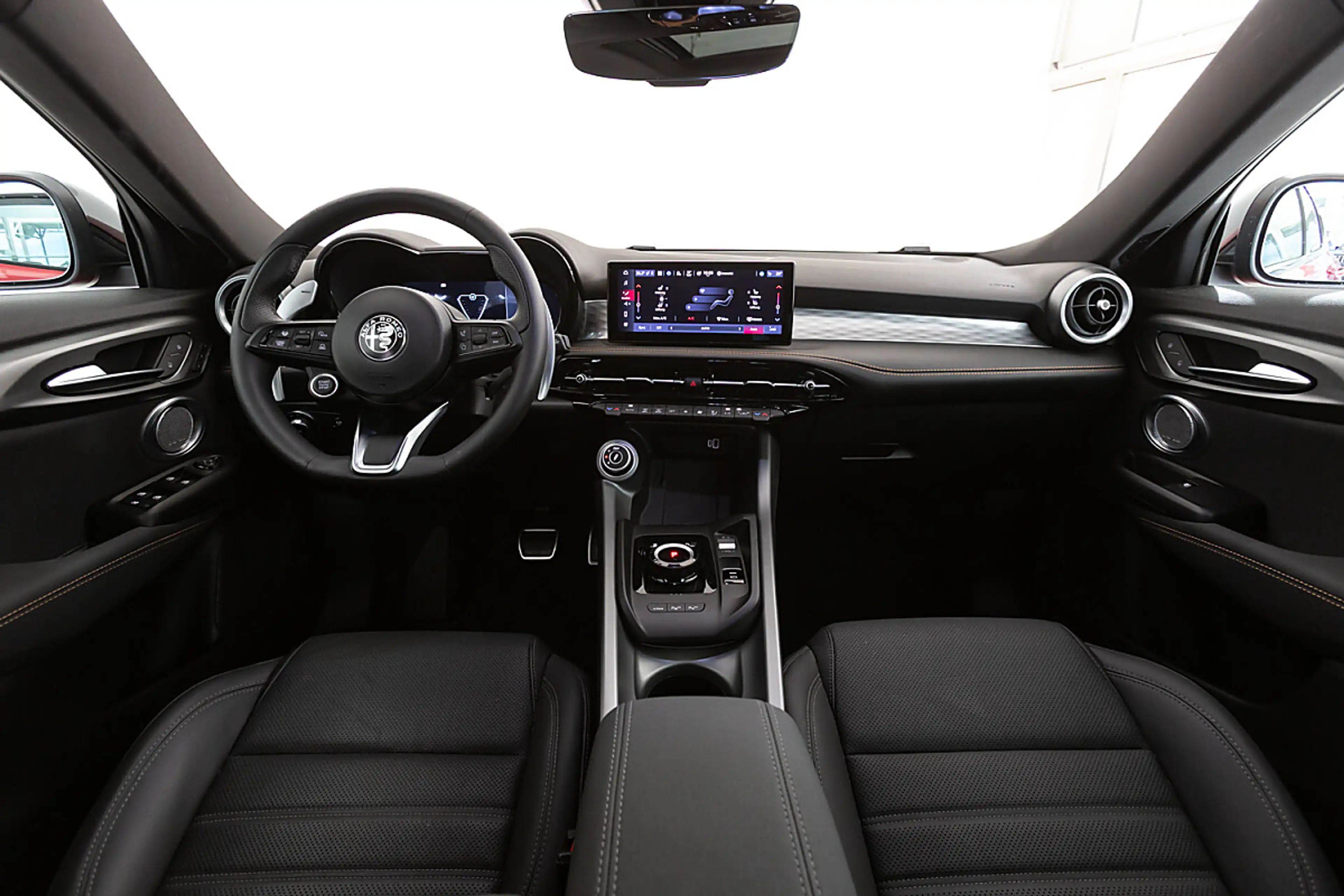 Alfa Romeo Tonale 1.3 T4 PHEV VGT e-AWD — photo 5