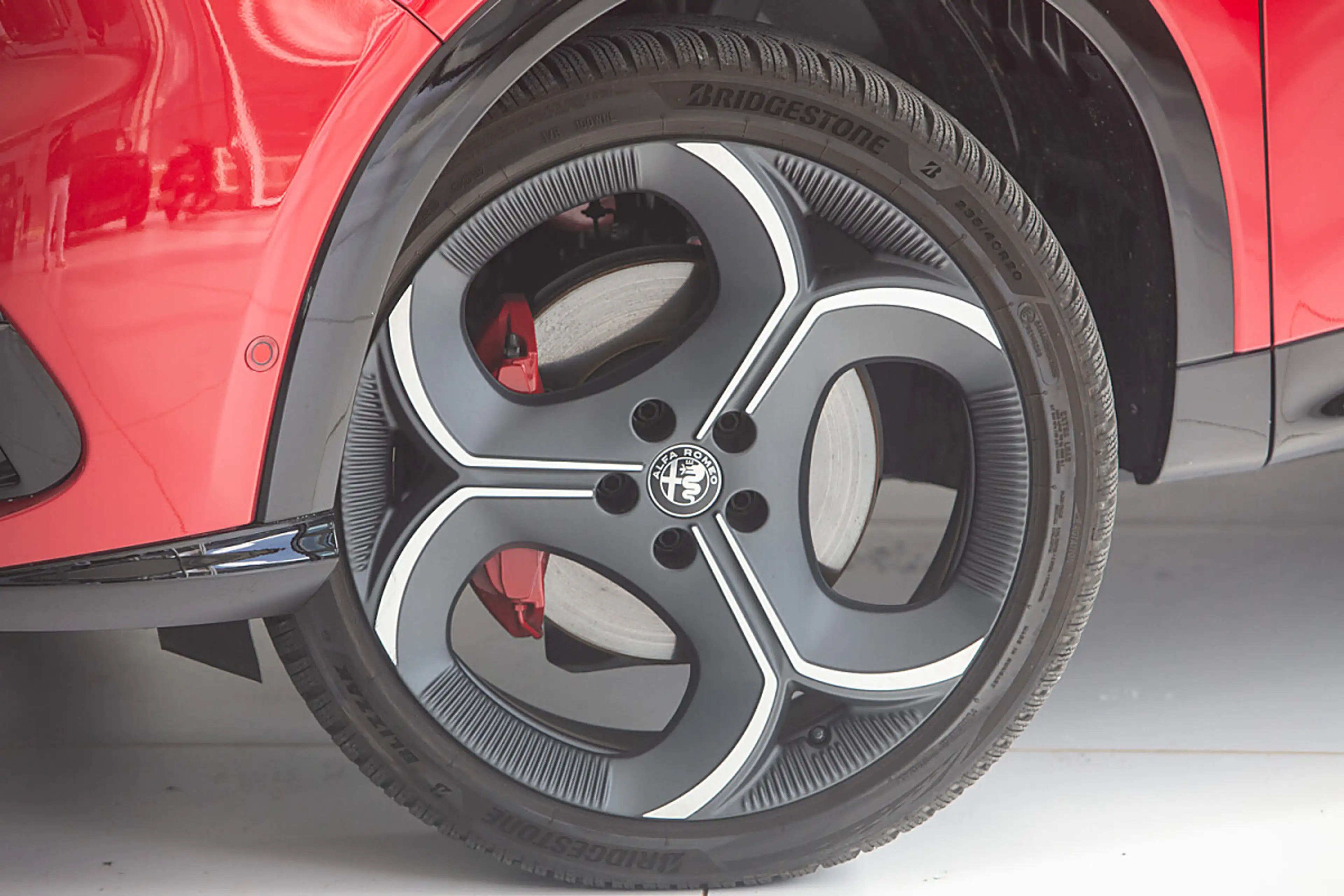 Alfa Romeo Tonale 1.3 T4 PHEV VGT e-AWD — photo 4