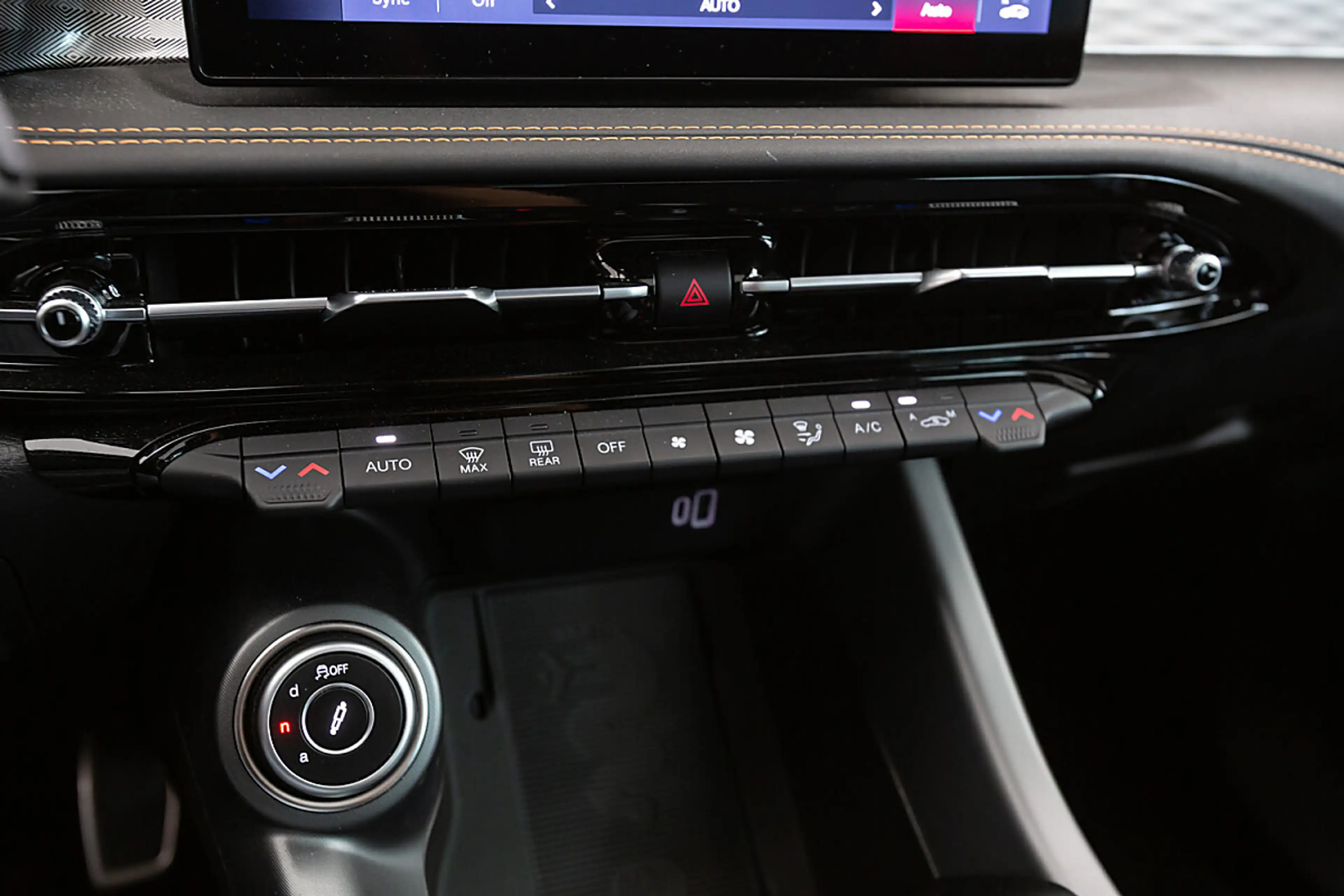 Alfa Romeo Tonale 1.3 T4 PHEV VGT e-AWD — photo 9
