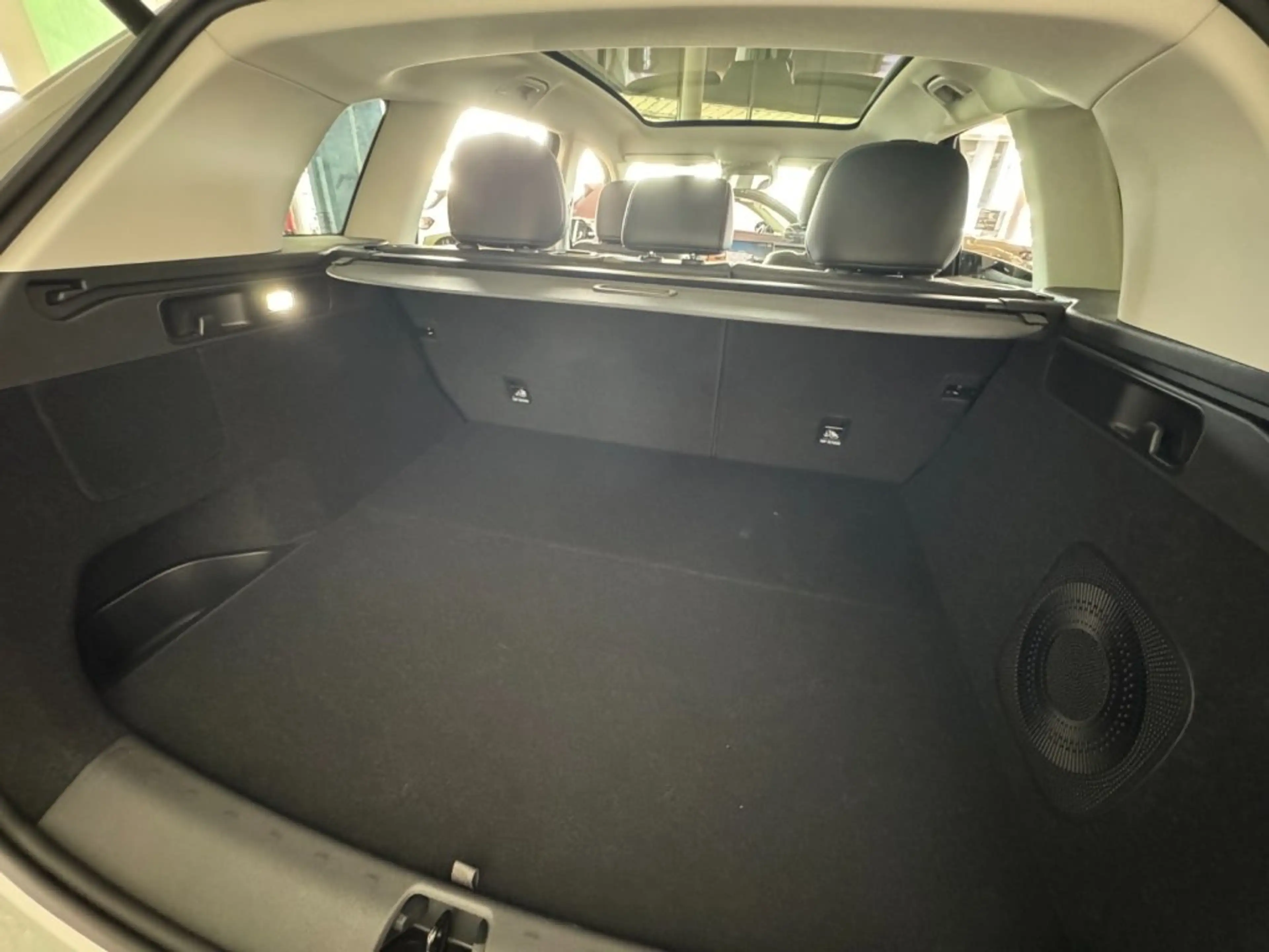 Leapmotor C10 Design Promax 82kWh — photo 8