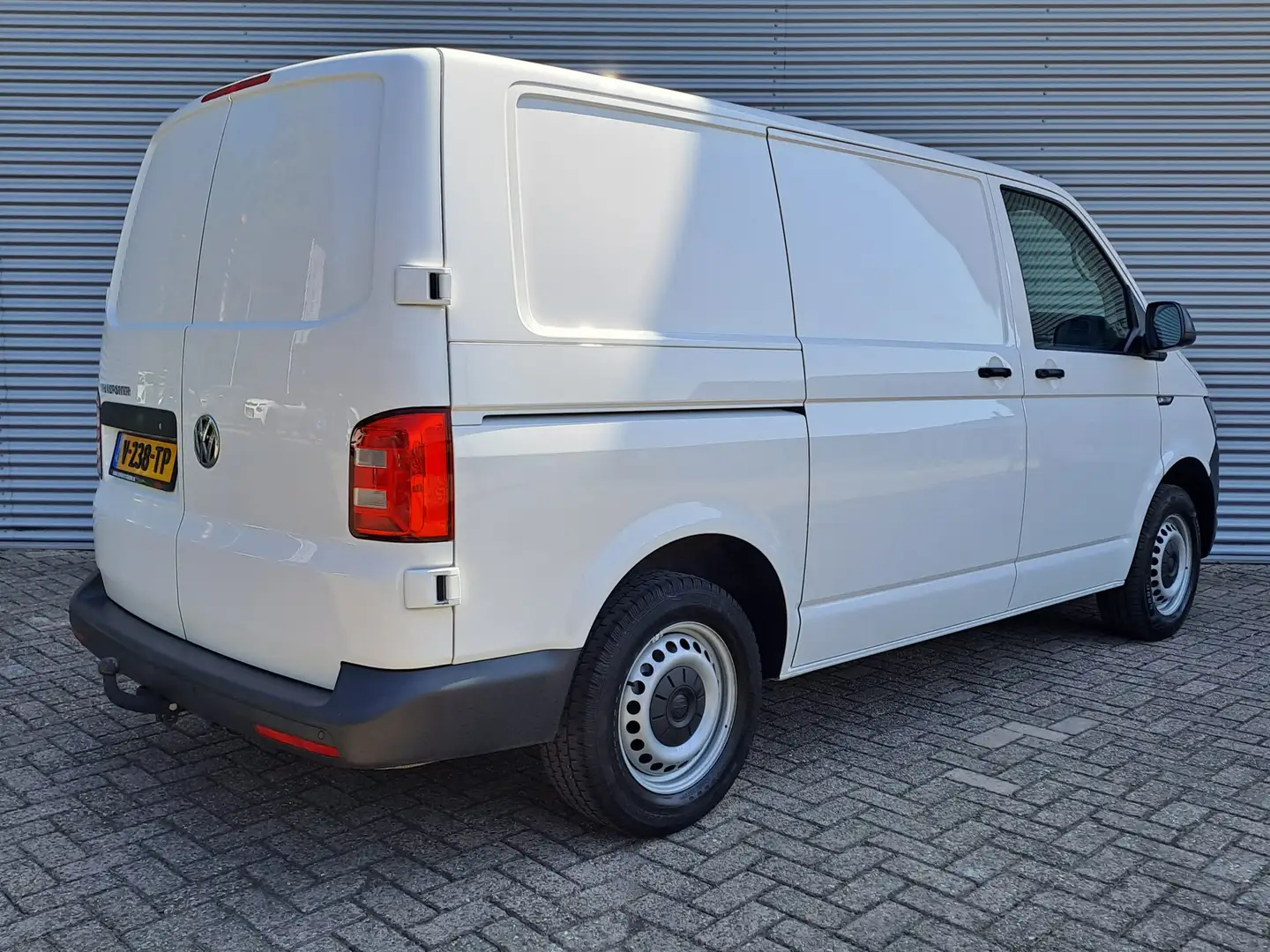 Volkswagen T6 Transporter 2.0 TDI L1H1 Comfortline | Navi | AIrco | Trekh. V Wit - 2
