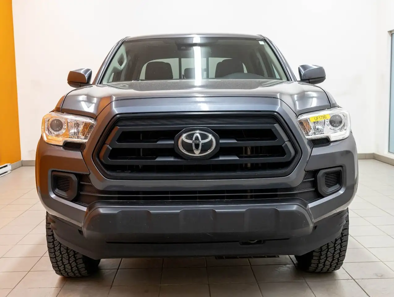 Toyota Tacoma снимка Toyota Tacoma