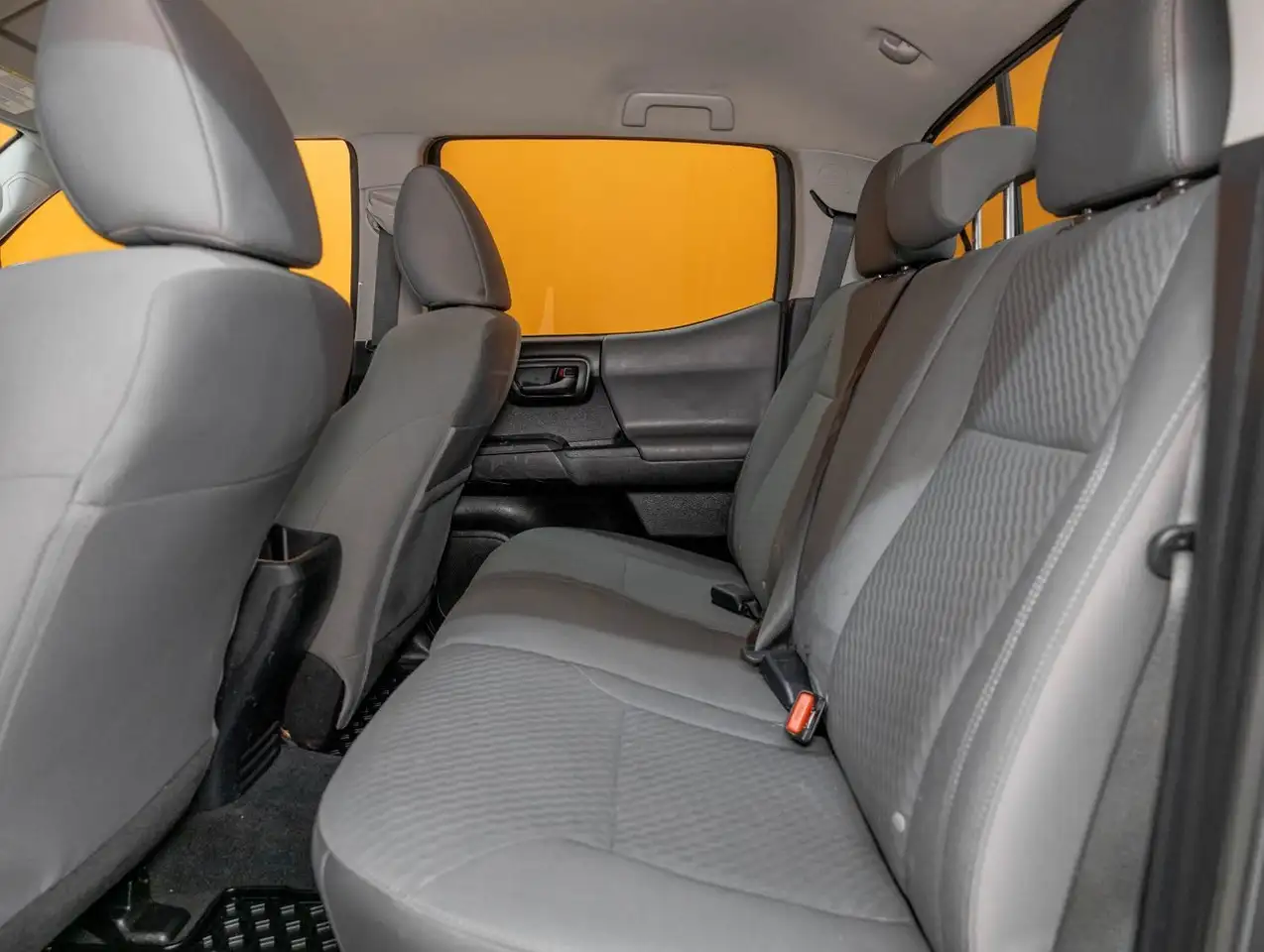 Toyota Tacoma снимка Toyota Tacoma