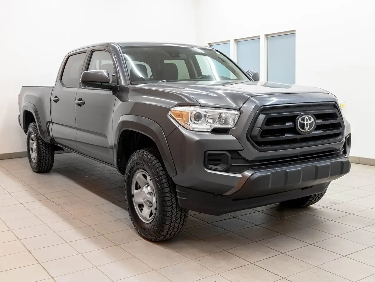 Toyota Tacoma снимка Toyota Tacoma