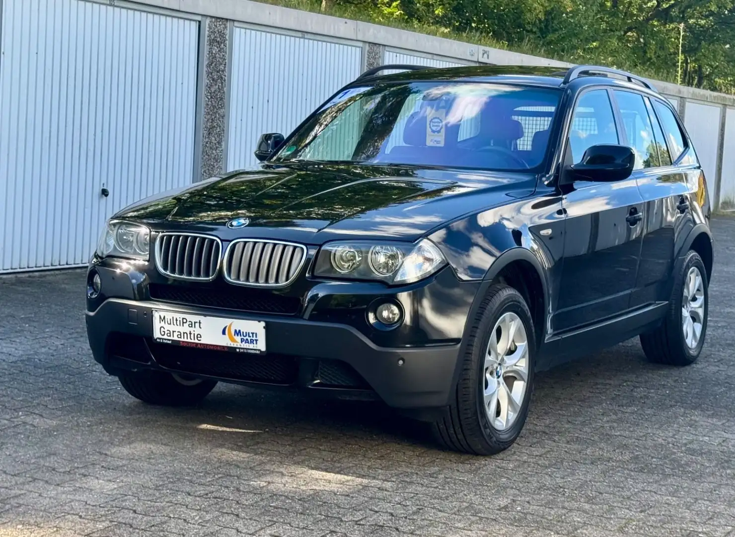 BMW X3 xDrive 20d Edition Lifestyle Schwarz - 2