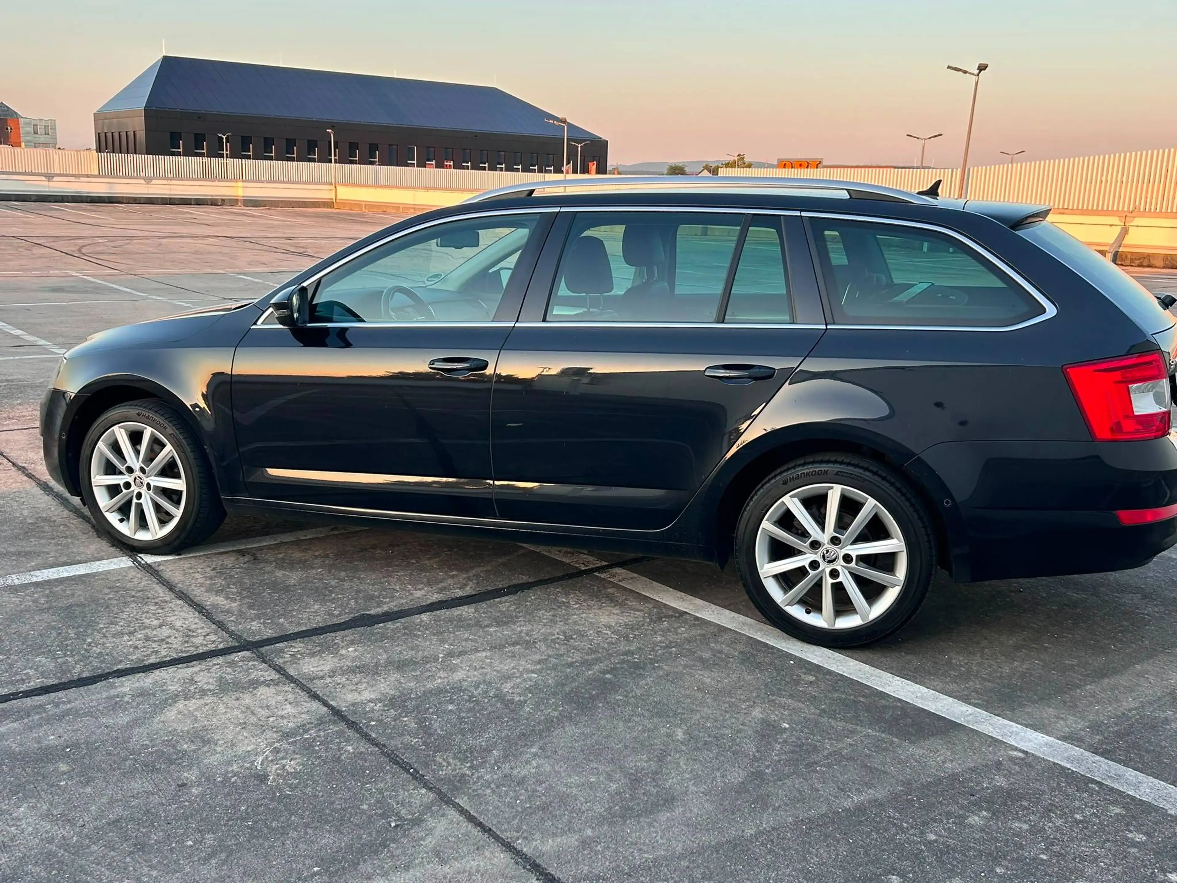 Skoda Octavia Style| Zahnriemen Neu|2,0TDI|150PS|AHK|DSG|NAVI|XENON| — photo 10