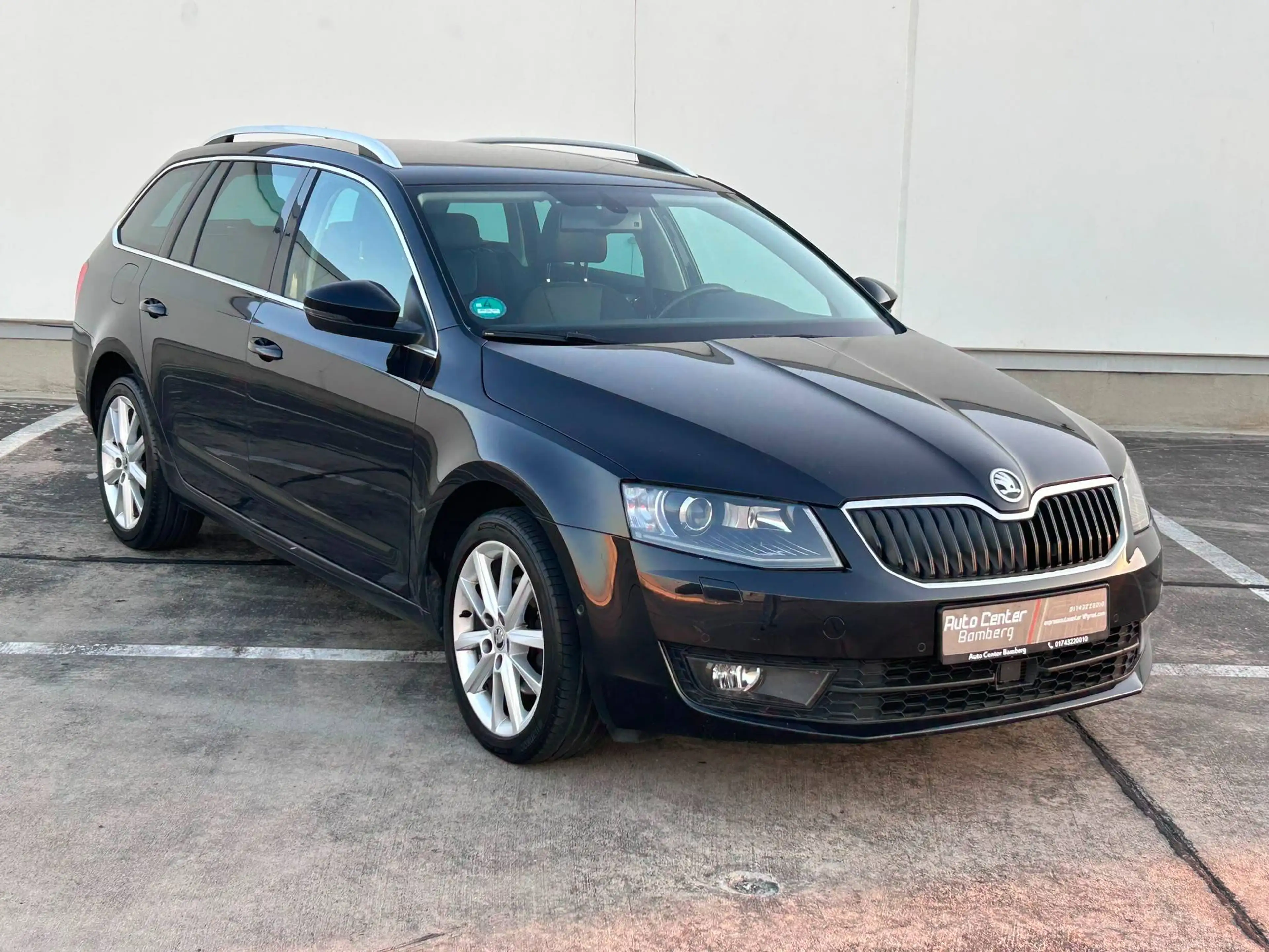 Skoda Octavia Style| Zahnriemen Neu|2,0TDI|150PS|AHK|DSG|NAVI|XENON| — photo 4