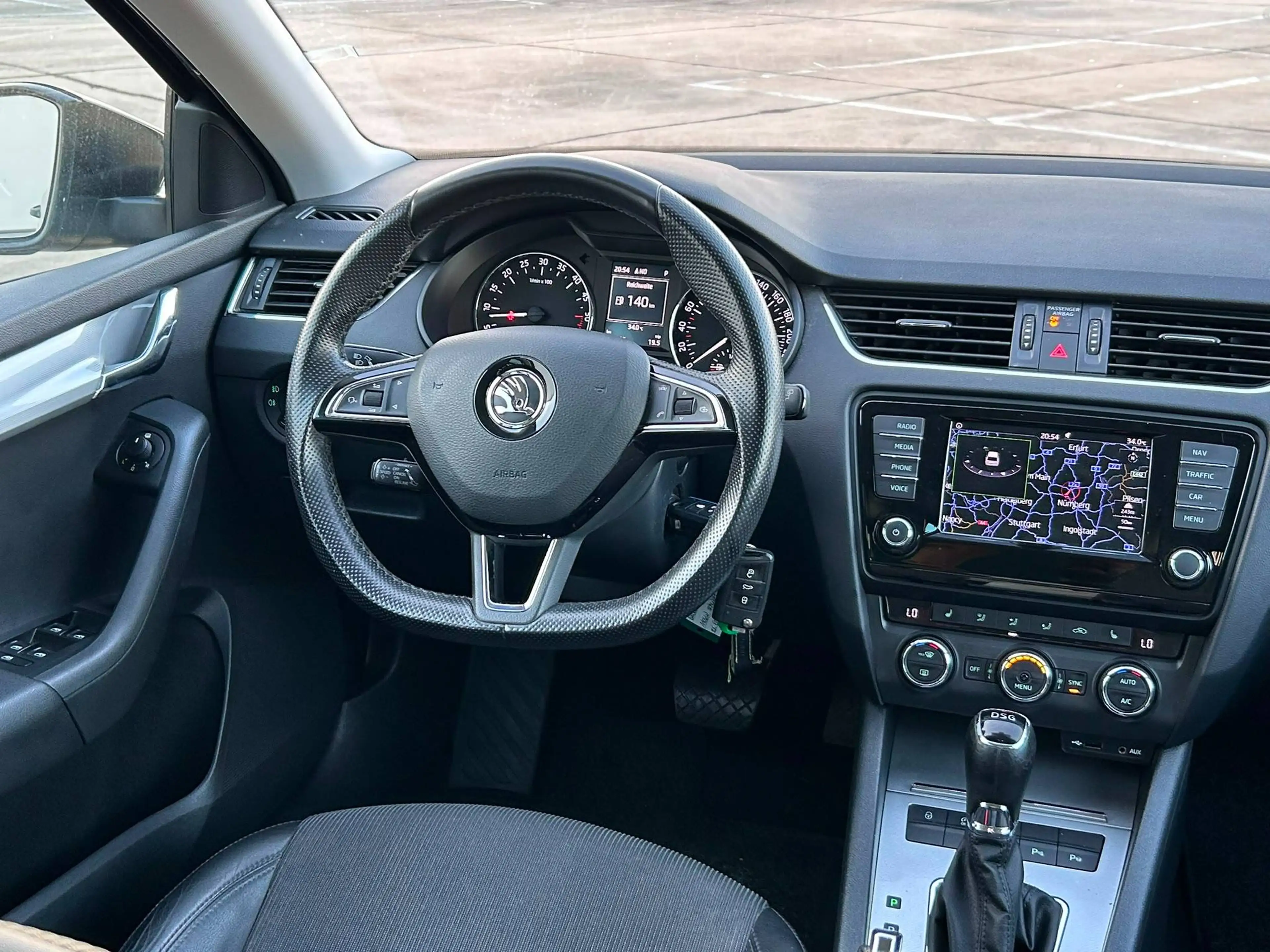 Skoda Octavia Style| Zahnriemen Neu|2,0TDI|150PS|AHK|DSG|NAVI|XENON| — photo 13