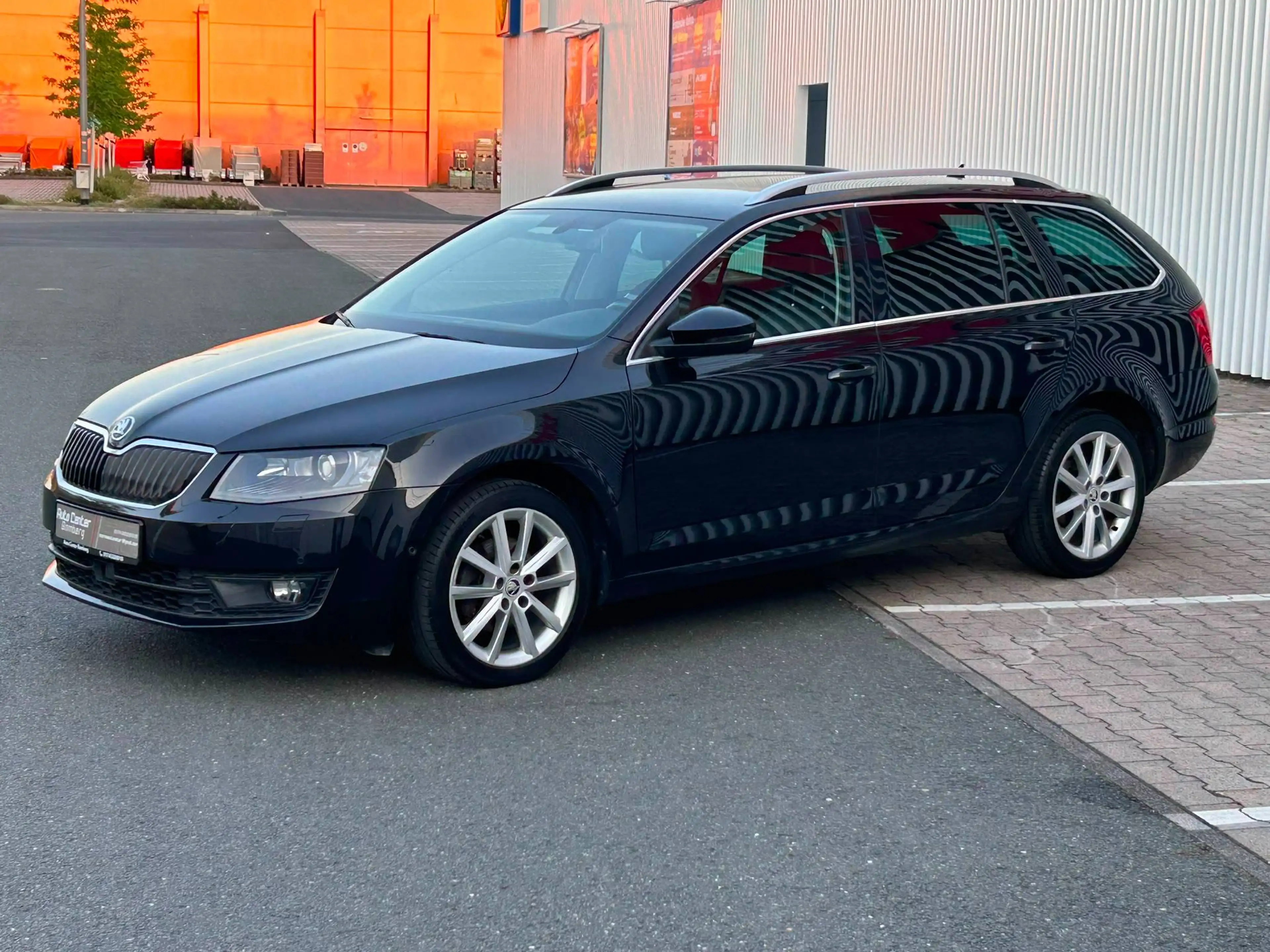 Skoda Octavia Style| Zahnriemen Neu|2,0TDI|150PS|AHK|DSG|NAVI|XENON| — photo 2