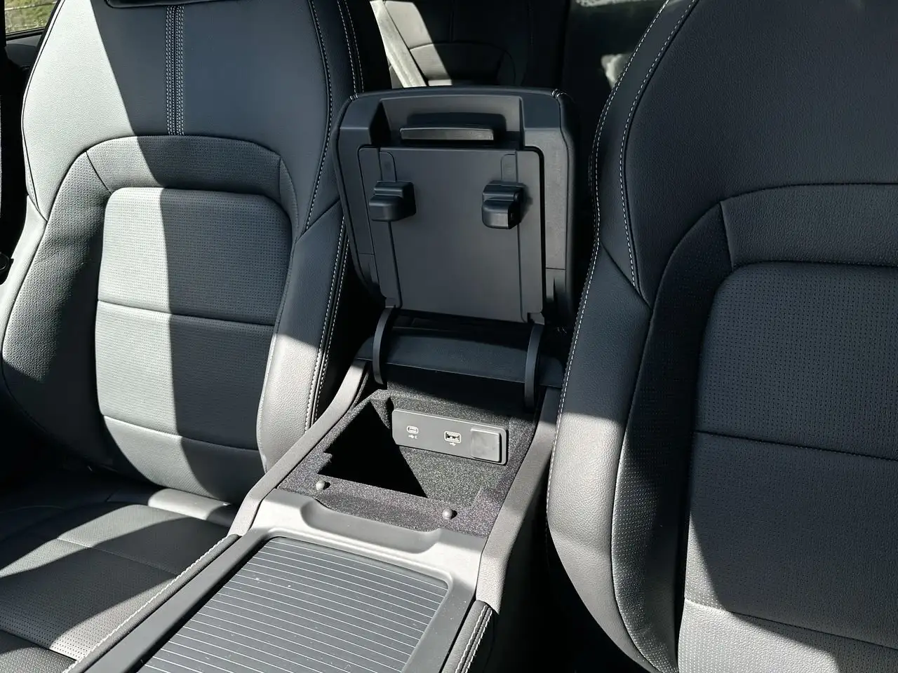 Jaguar F-Pace снимка Jaguar F-Pace