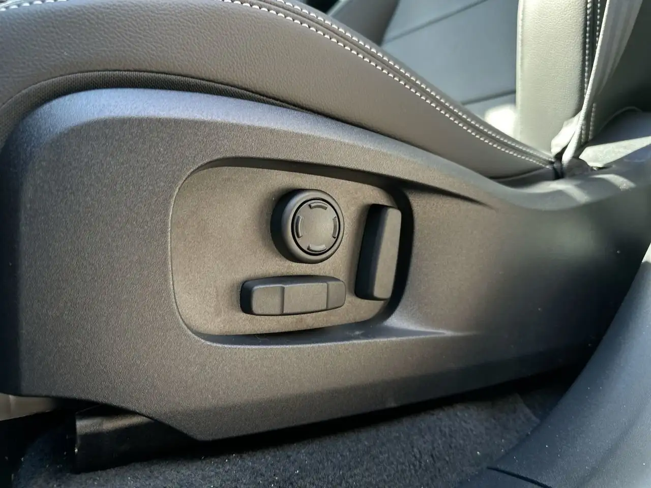 Jaguar F-Pace снимка Jaguar F-Pace