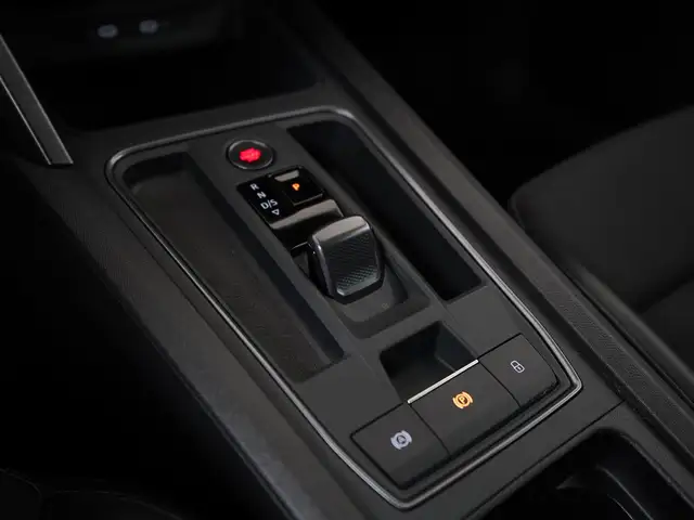 Cupra Formentor view 11