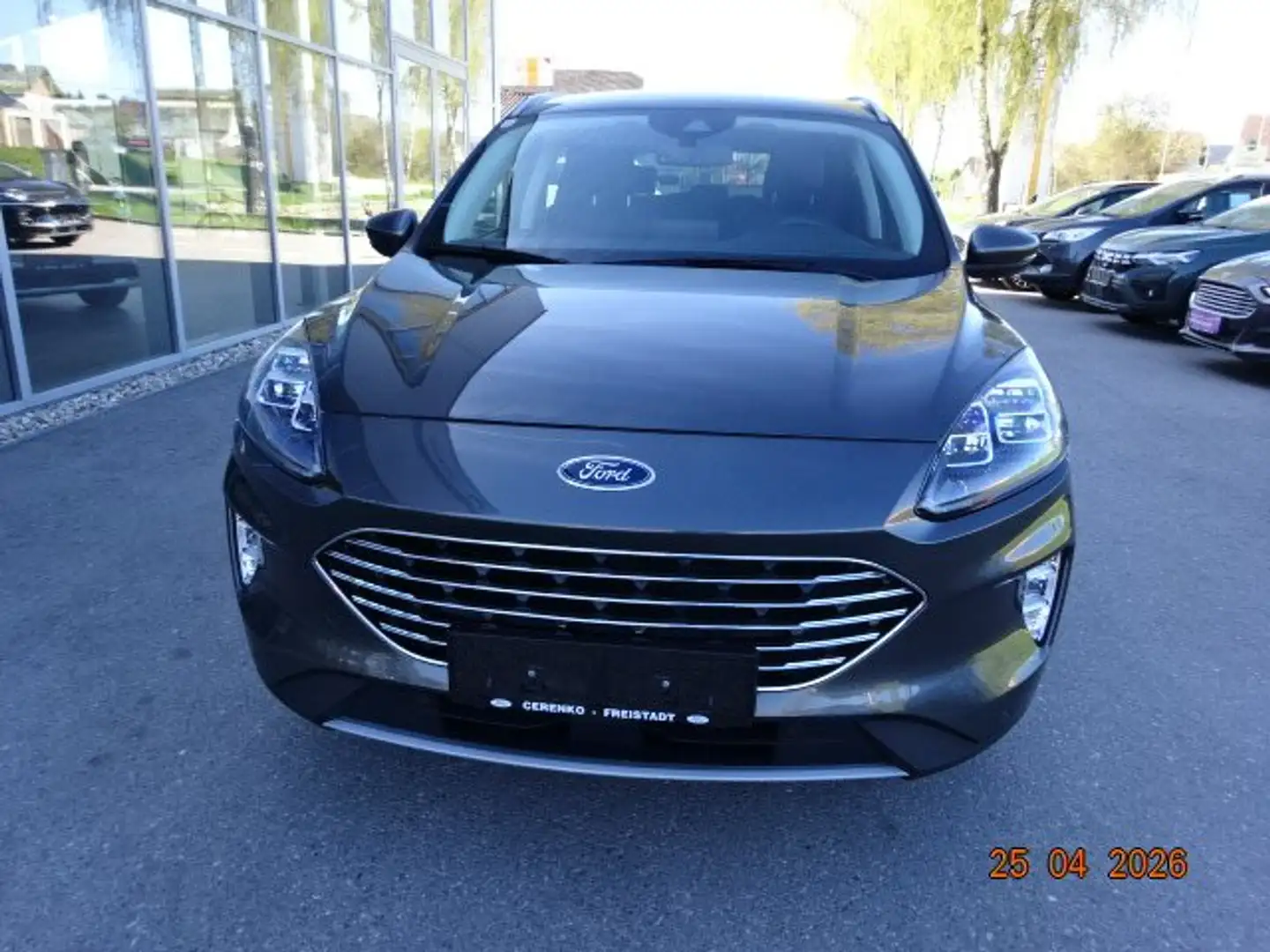 Ford Kuga Titanium X Grau - 2