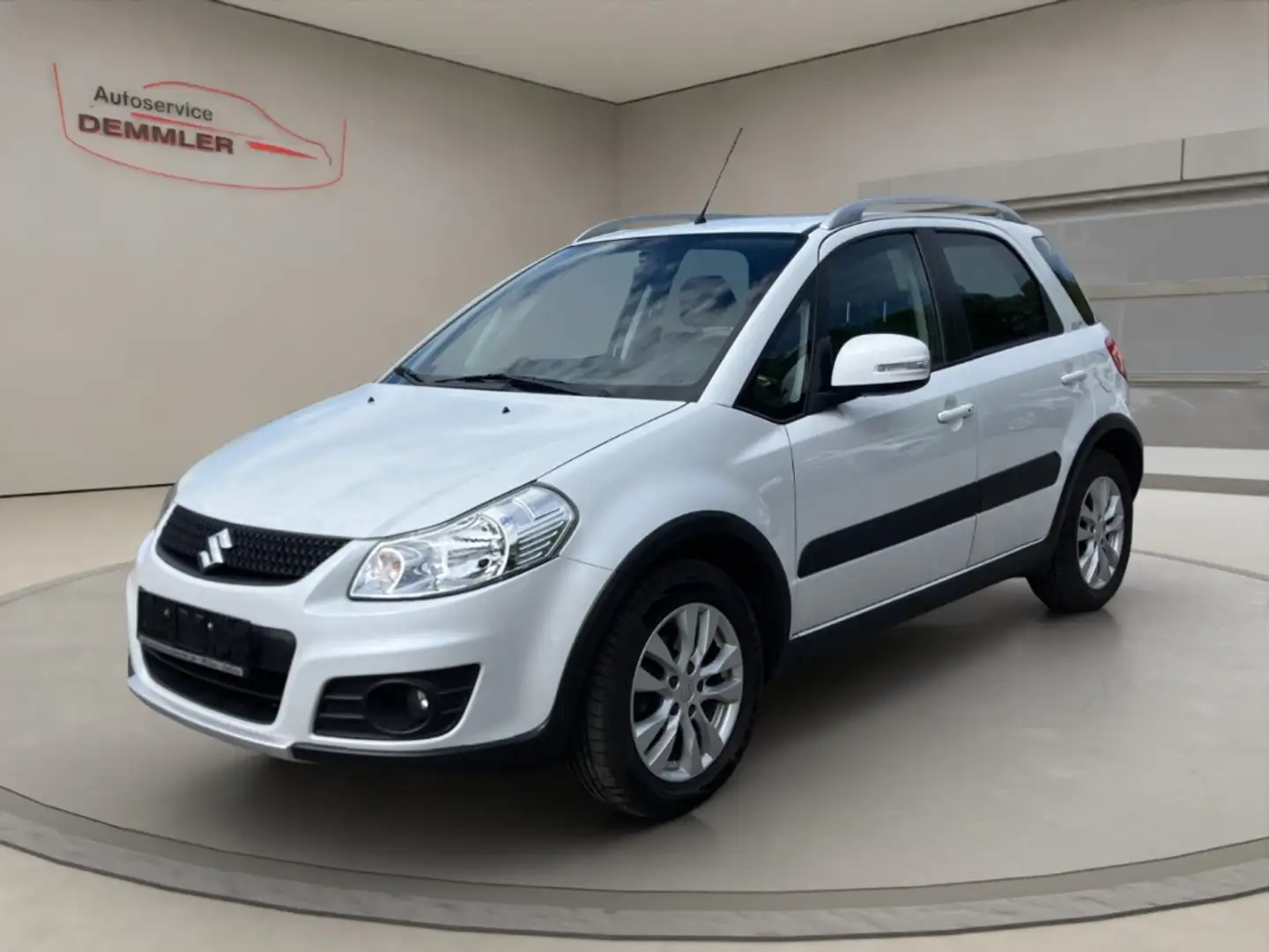 Suzuki SX4 Streetline Club 1.6 Klima, MP3,Sitzheizung Fehér - 1