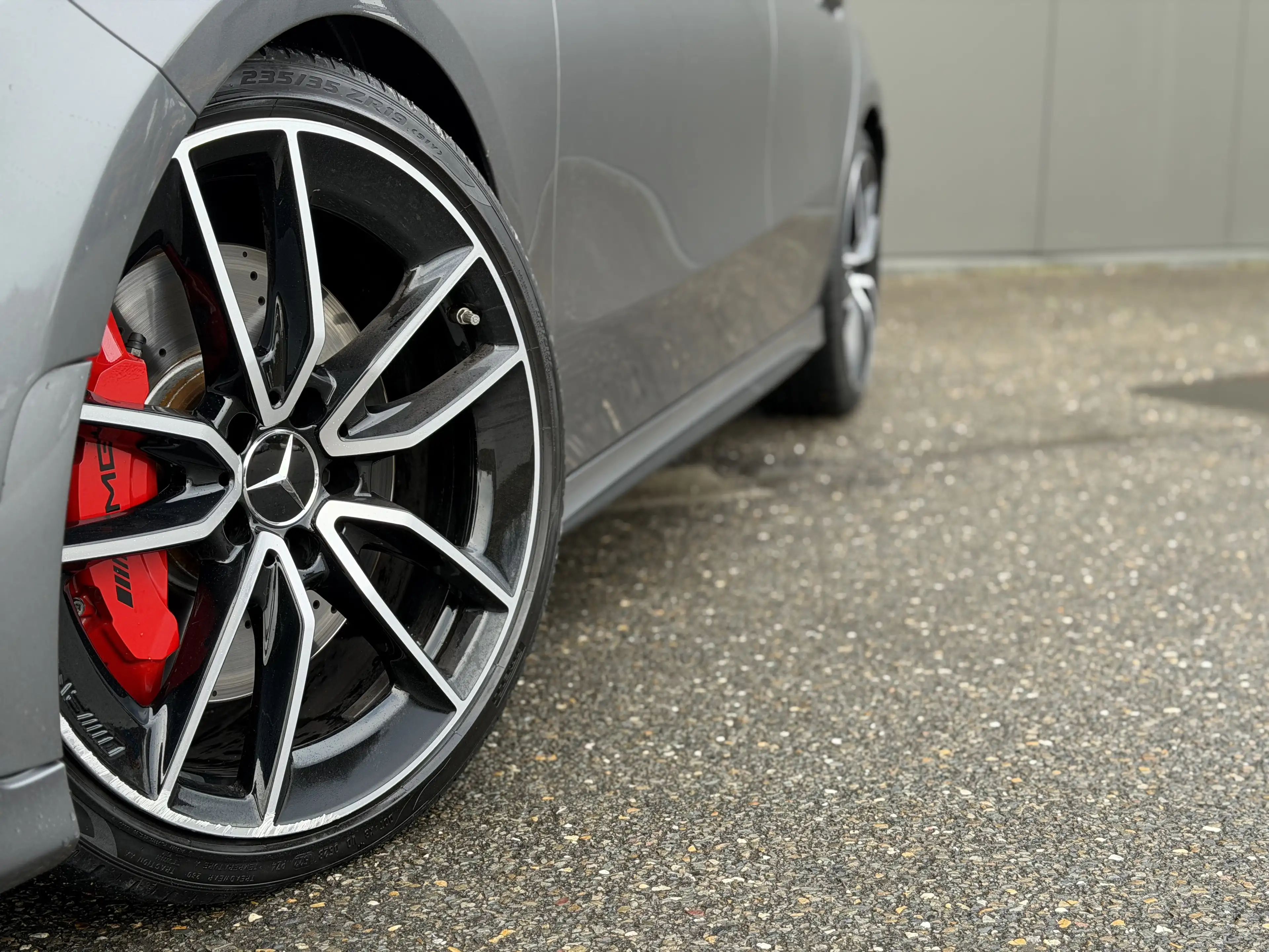 Mercedes-Benz A 35 AMG 4-Matic 306cv - Pack Aero - Toit ouvrant - Camera — photo 8