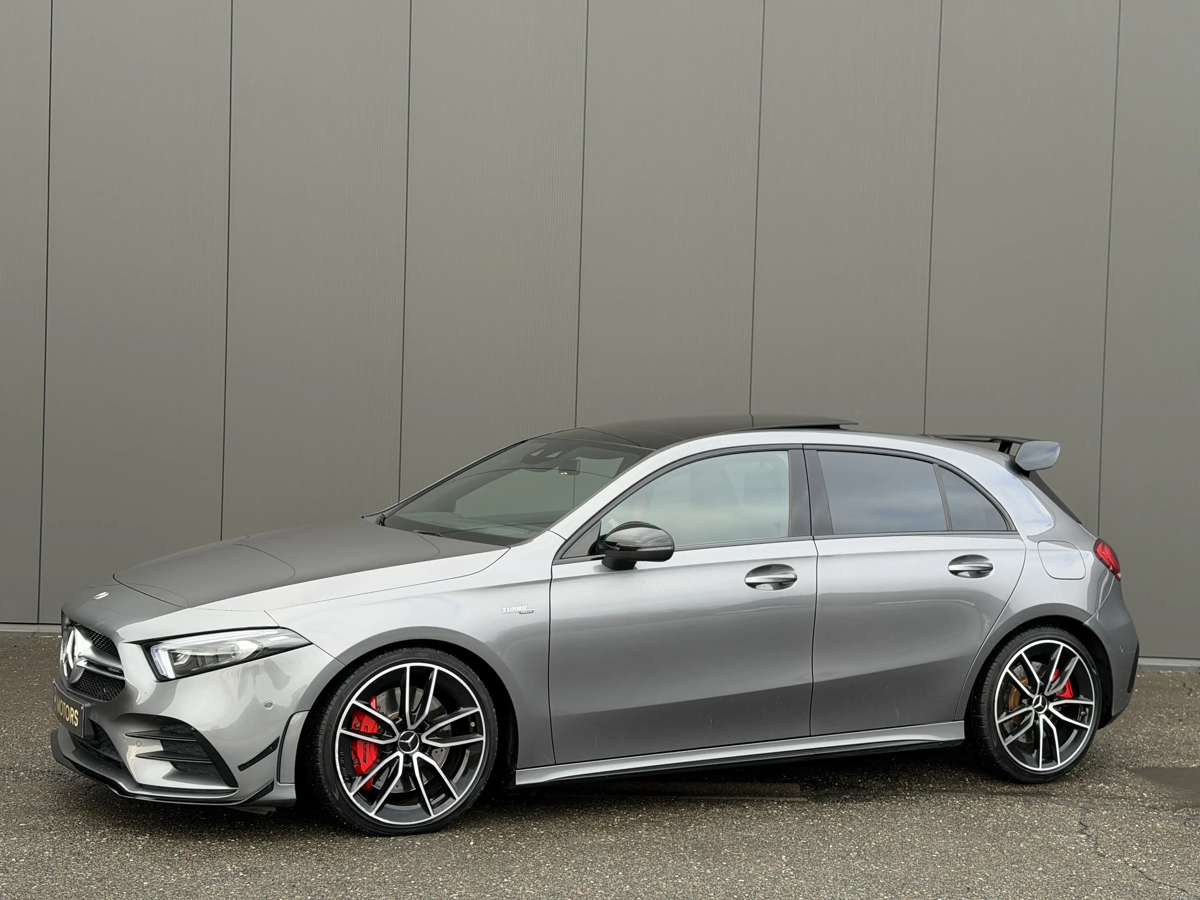 Mercedes-Benz A 35 AMG 4-Matic 306cv - Pack Aero - Toit ouvrant - Camera — photo 3