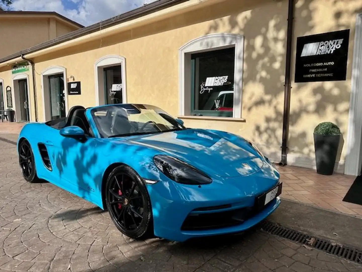 Porsche 718 boxster GTS Bleu - 1