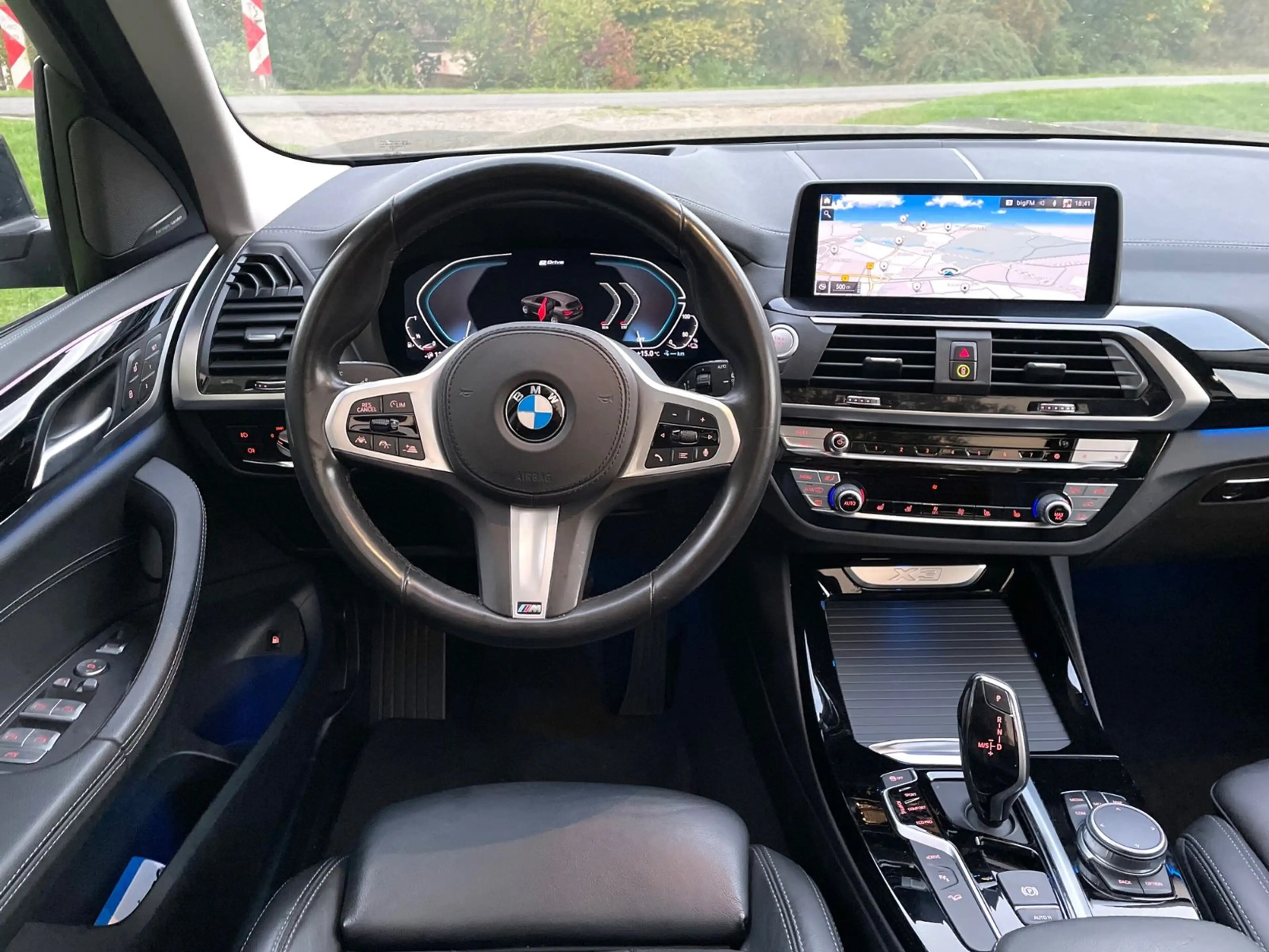 BMW X3 xDrive 30e Luxury Line Tüv=Neu! Pano Voll! VB — photo 12