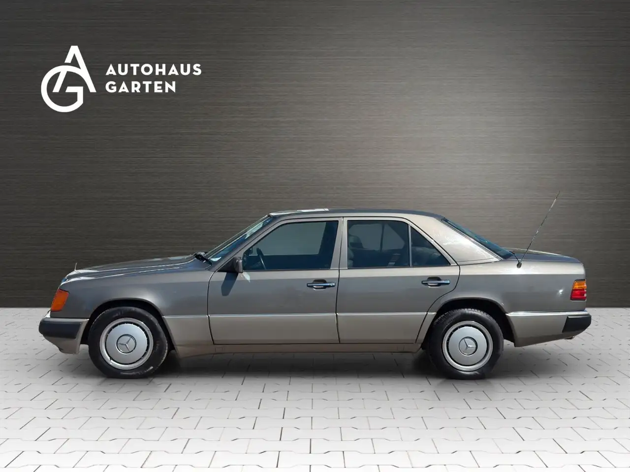 Mercedes-Benz 230 E lim. 2.Hand Klima Schiebedach 5-Gang, foto 2